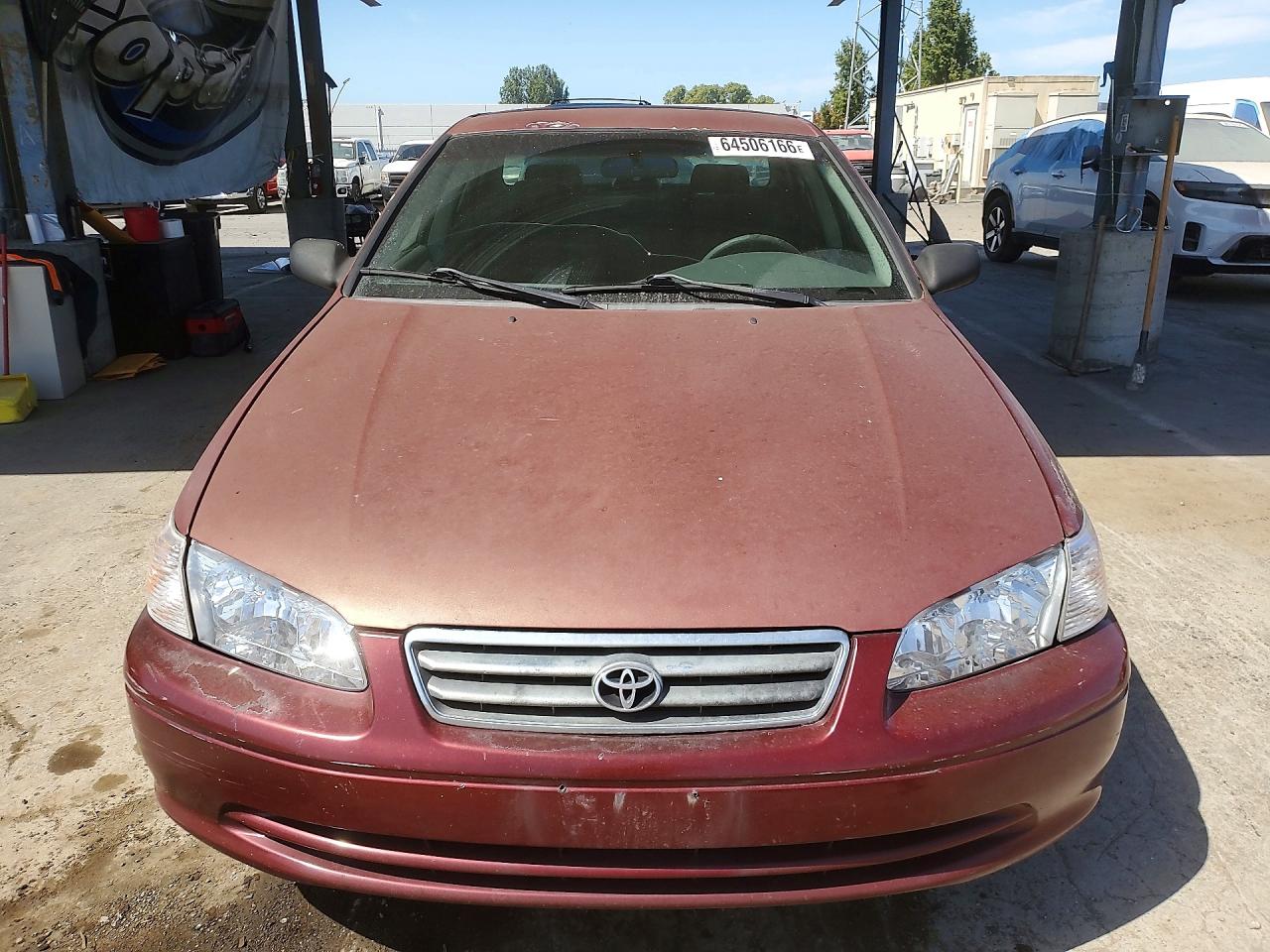 2001 Toyota Camry Le Бордовый vin: JT2BG22K210539731