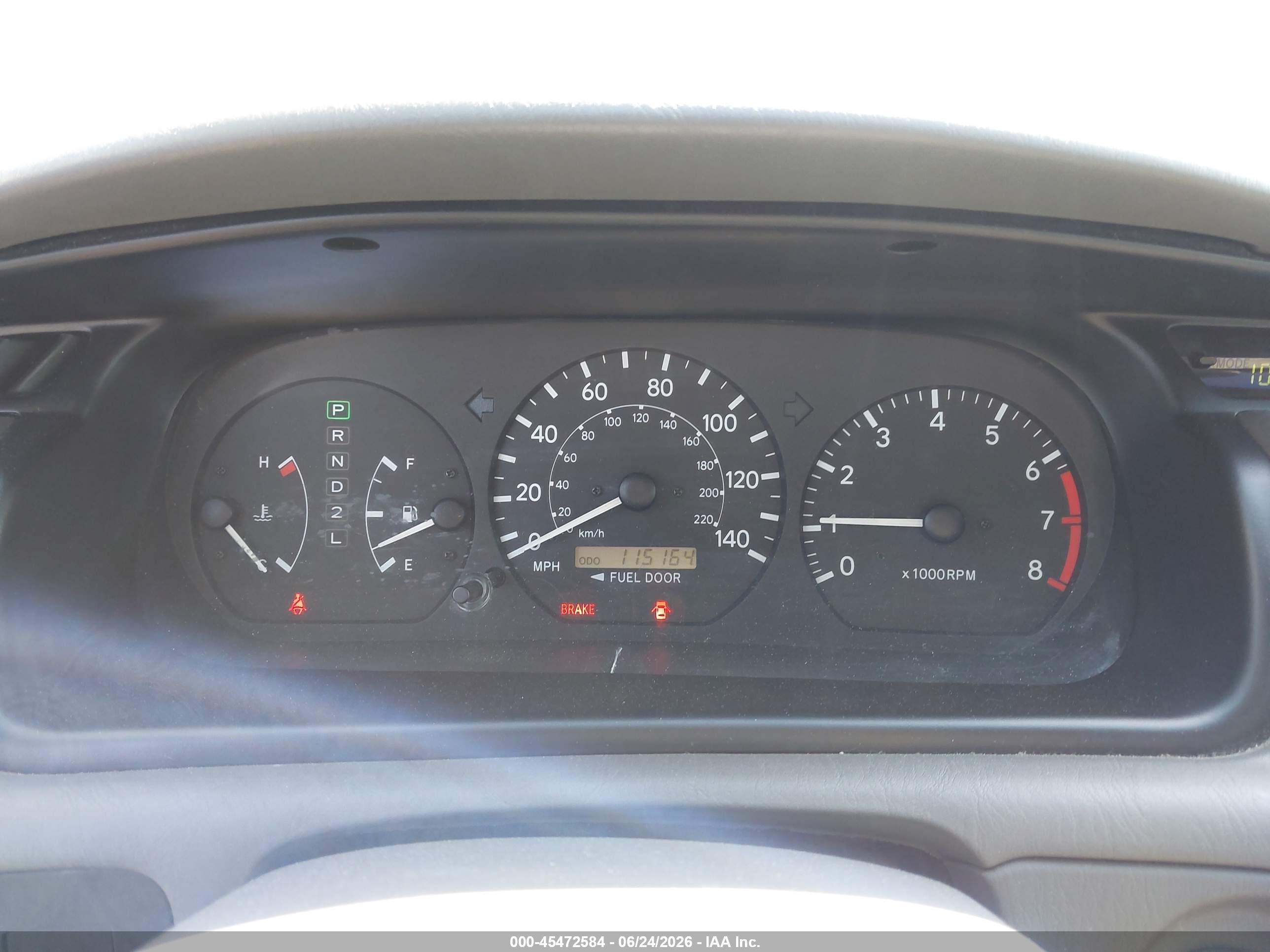 2001 Toyota Camry Le Silver vin: JT2BG22K210542435
