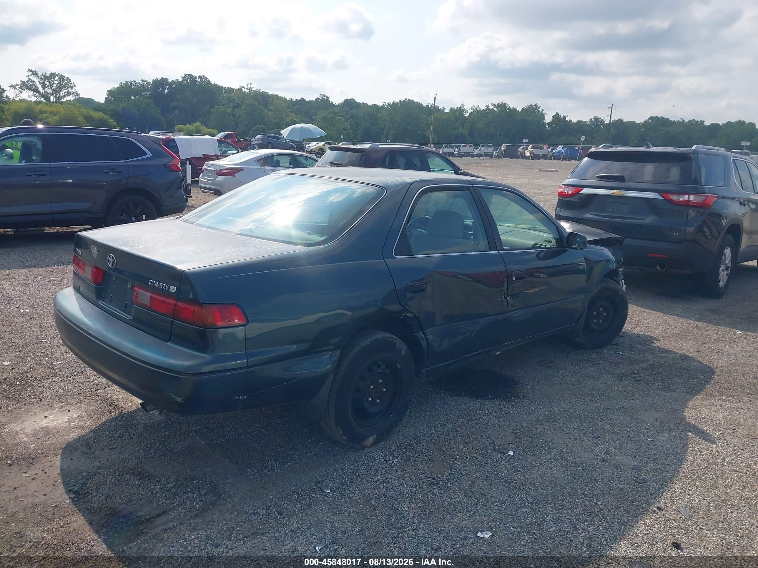1997 Toyota Camry Le Green vin: JT2BG22K2V0024301