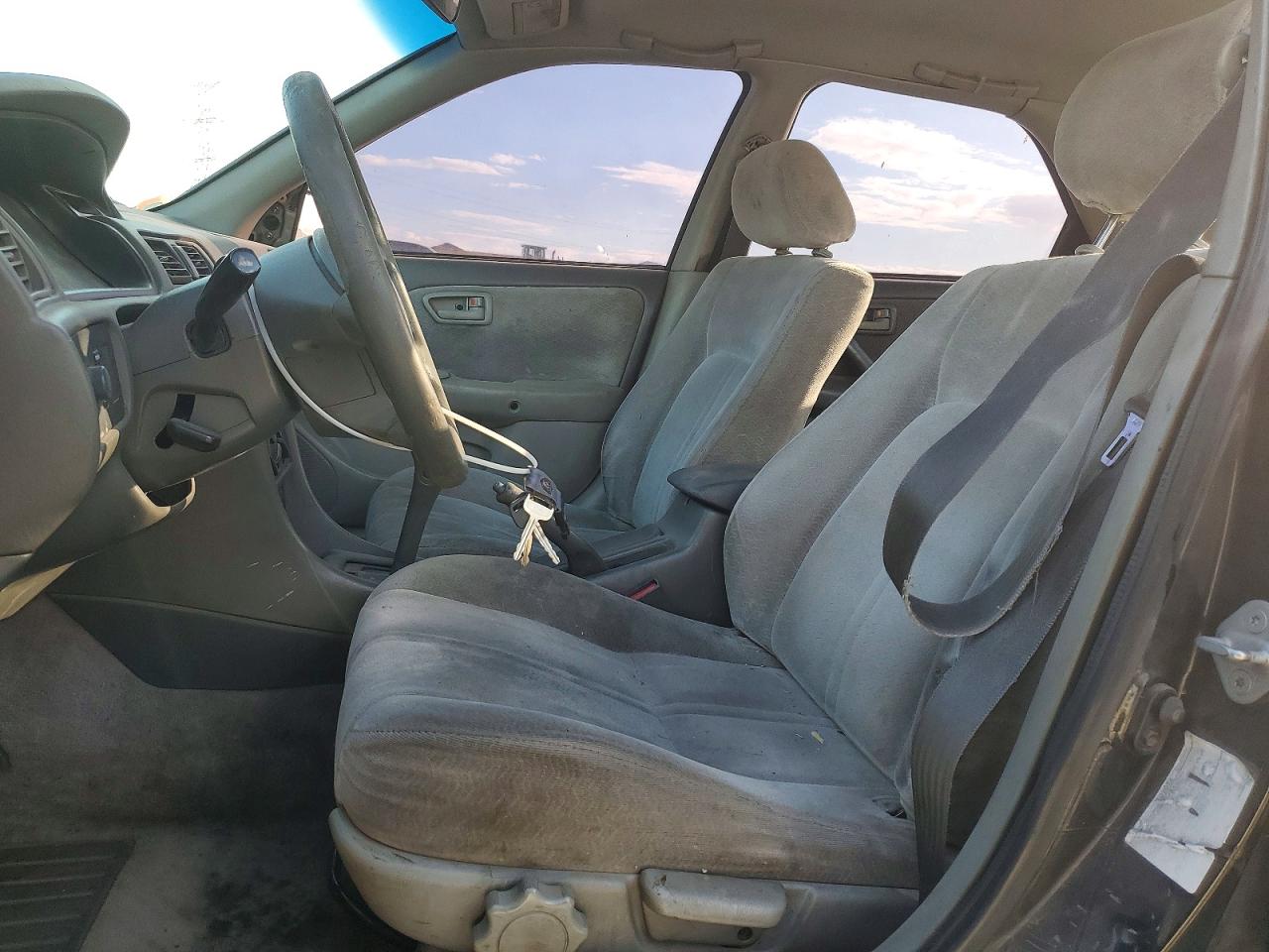1998 Toyota Camry Le Black vin: JT2BG22K2W0110743