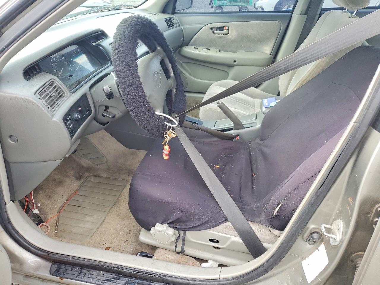 1998 Toyota Camry Le Серебряный vin: JT2BG22K2W0130989