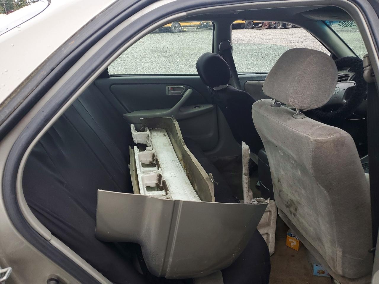 1998 Toyota Camry Le Серебряный vin: JT2BG22K2W0130989