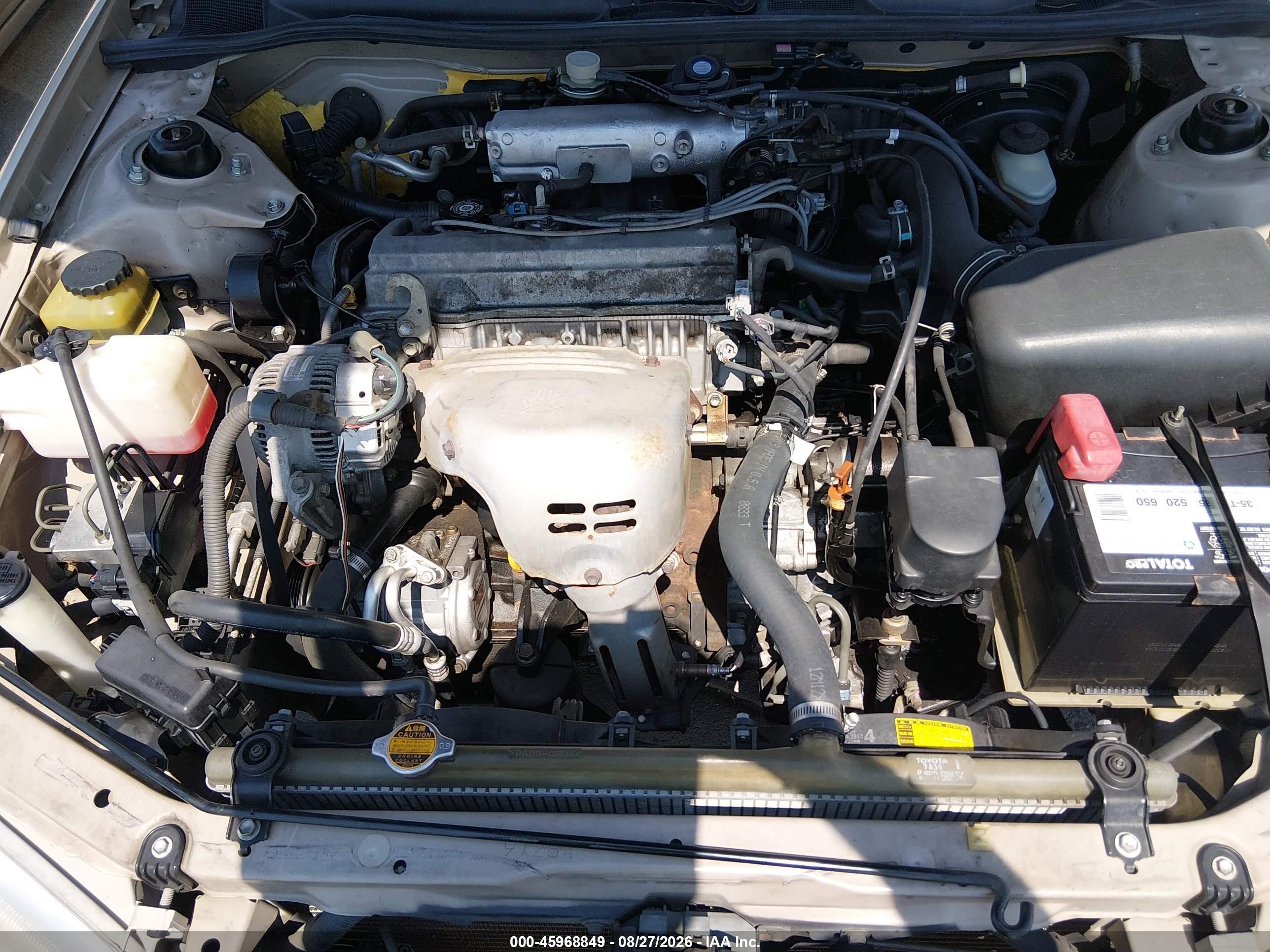 1998 Toyota Camry Le Gold vin: JT2BG22K2W0196961