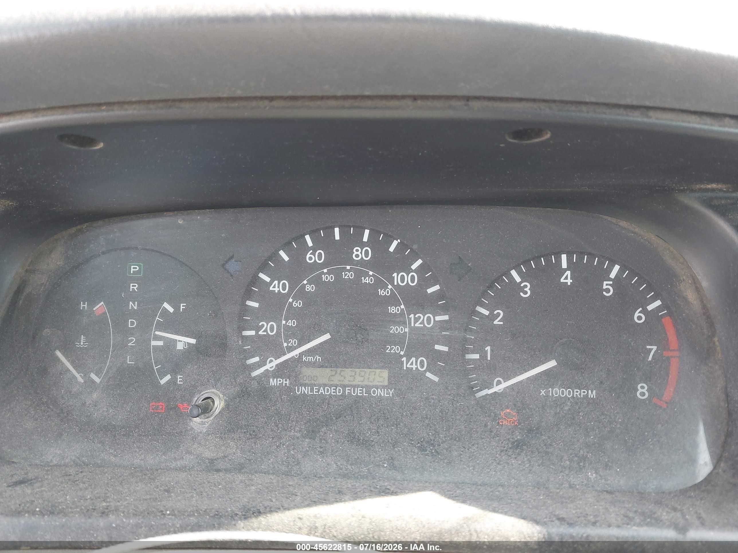 1999 Toyota Camry Le White vin: JT2BG22K2X0289657