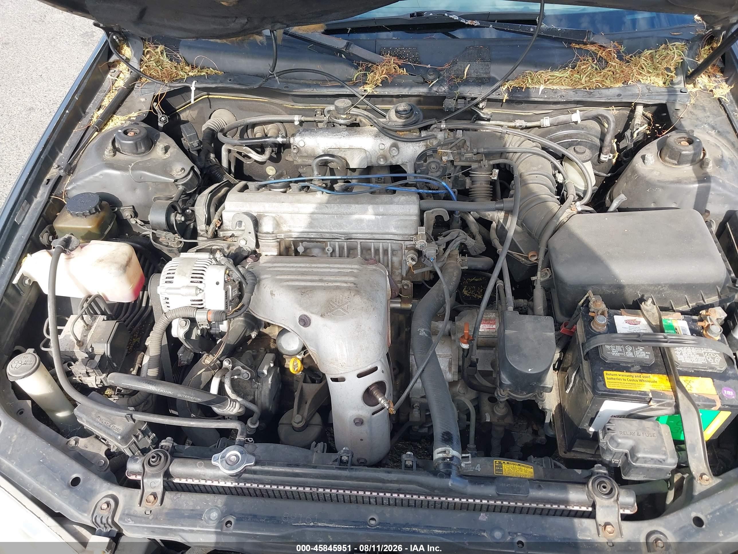 2000 Toyota Camry Le Gray vin: JT2BG22K2Y0383460