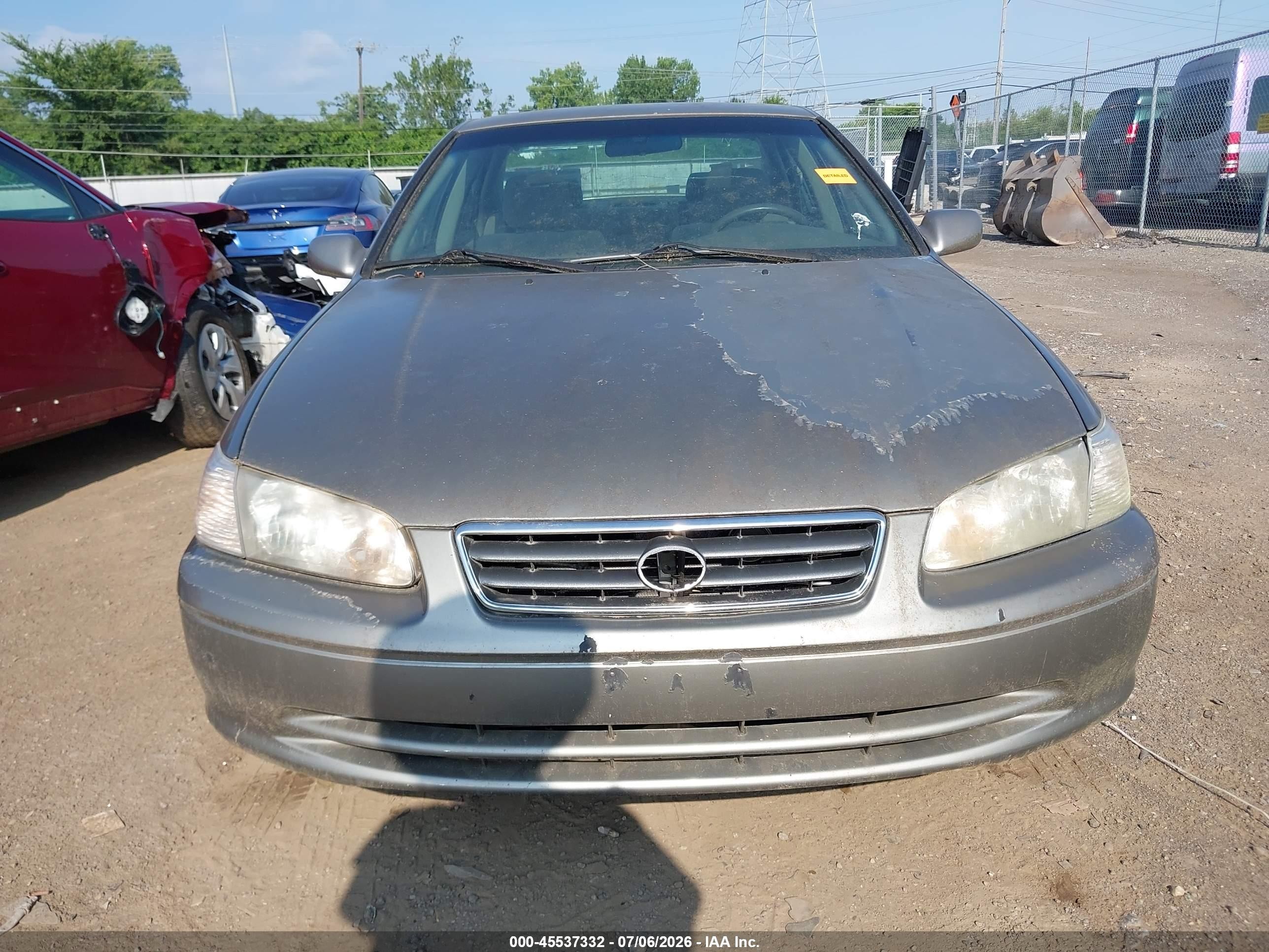 2000 Toyota Camry Le Silver vin: JT2BG22K2Y0406946