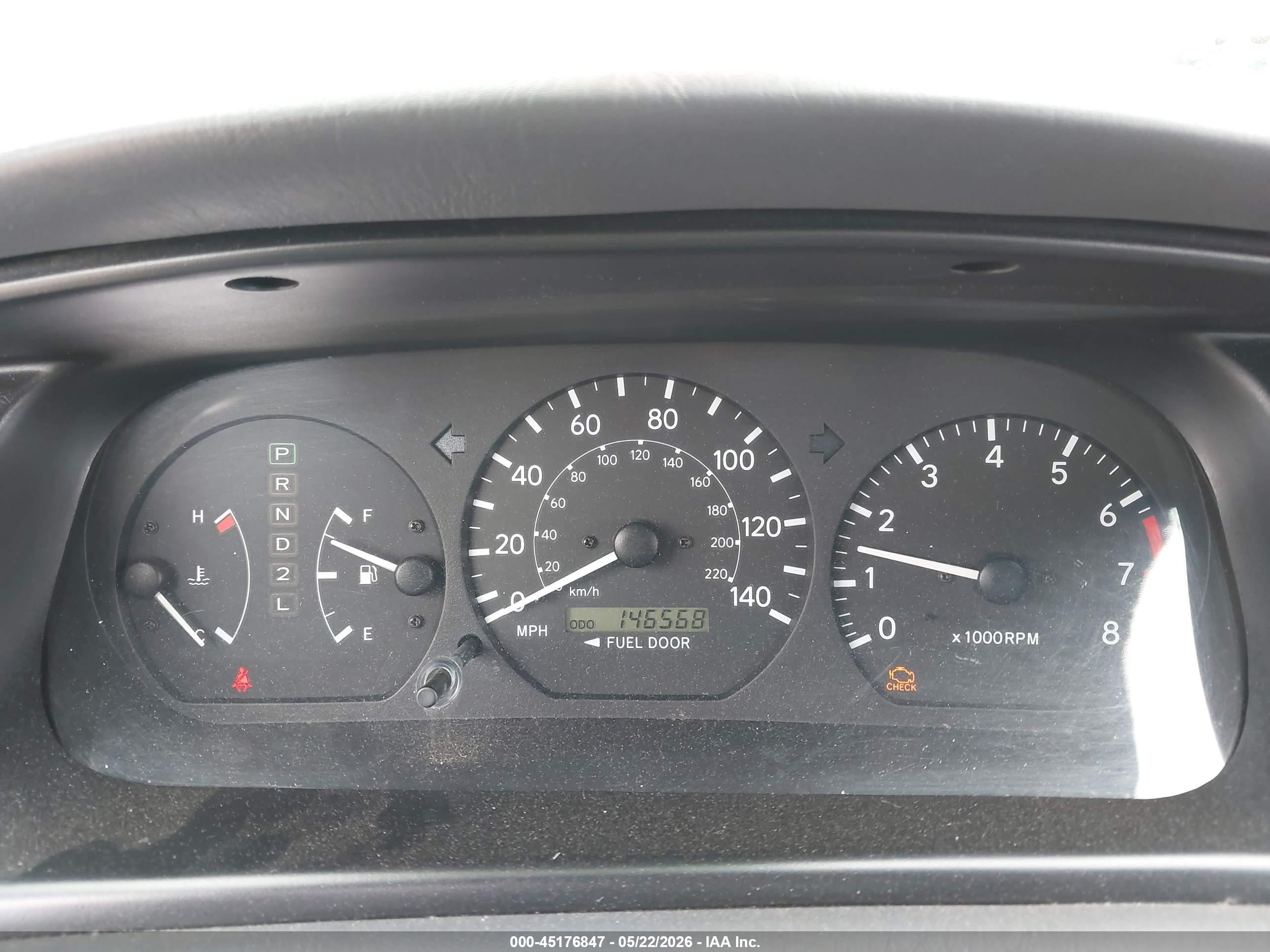 2000 Toyota Camry Le Gray vin: JT2BG22K2Y0413413