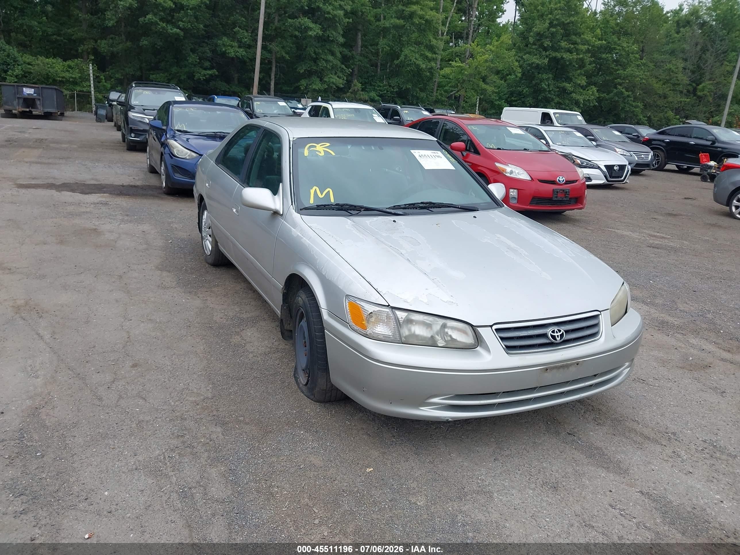 2000 Toyota Camry Le Silver vin: JT2BG22K2Y0424184