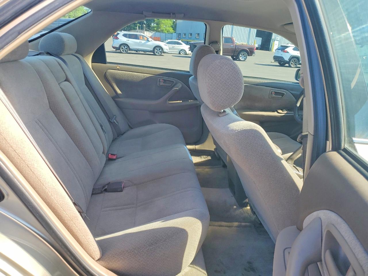 2000 Toyota Camry Le Желто-коричневый vin: JT2BG22K2Y0425707