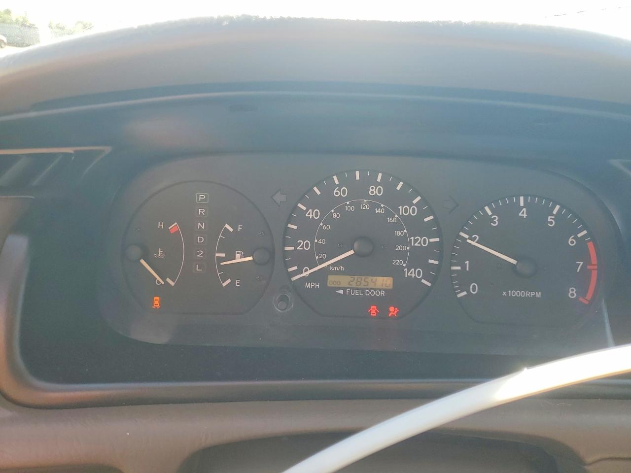2000 Toyota Camry Le Желто-коричневый vin: JT2BG22K2Y0425707