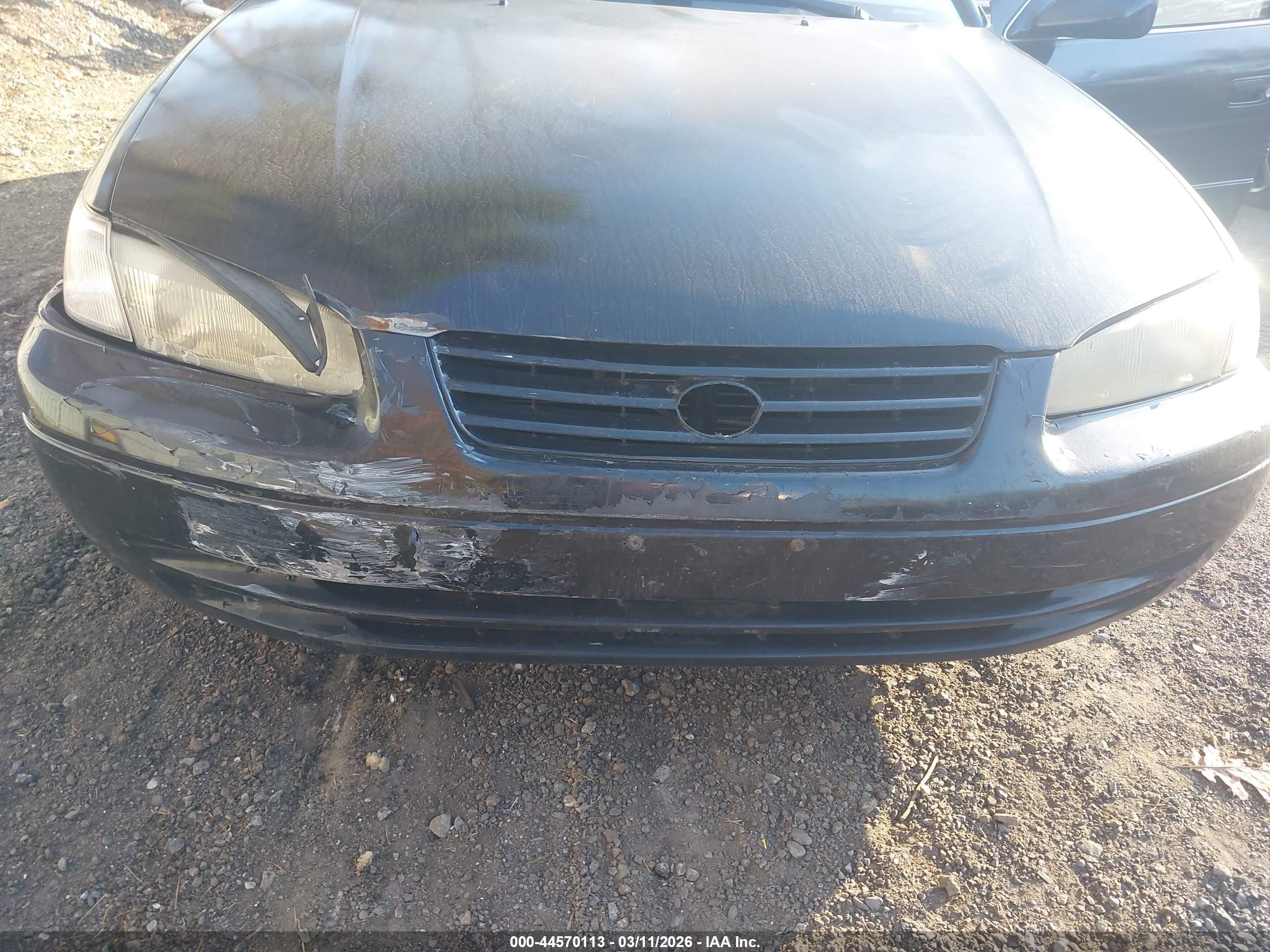 1998 Toyota Camry Le Black vin: JT2BG22K3W0189789