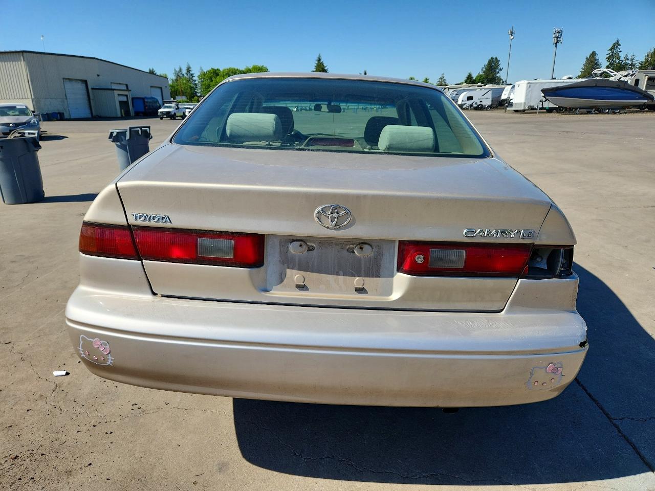 1999 Toyota Camry Le Beige vin: JT2BG22K3X0360400