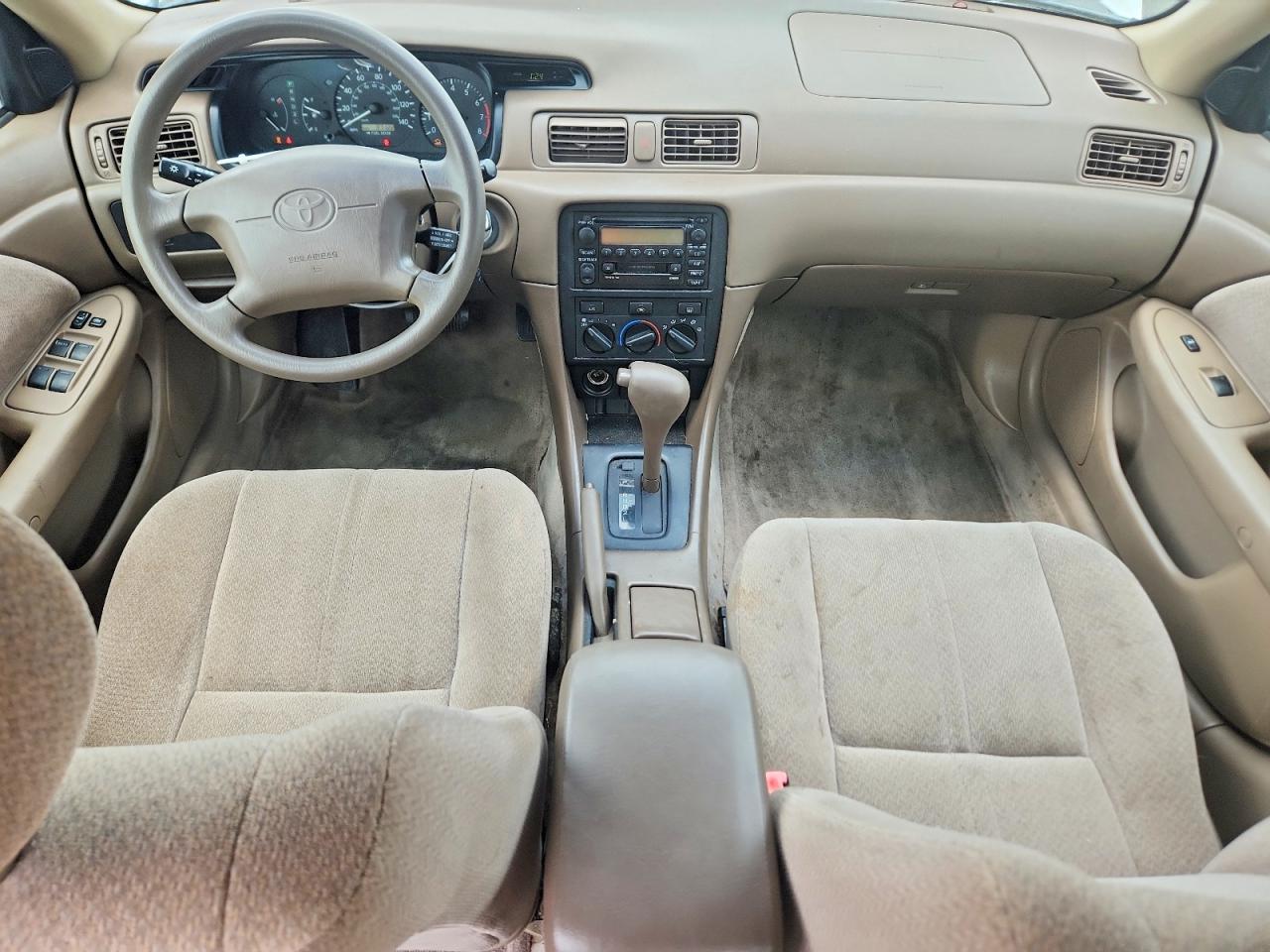 2000 Toyota Camry Le White vin: JT2BG22K3Y0498536