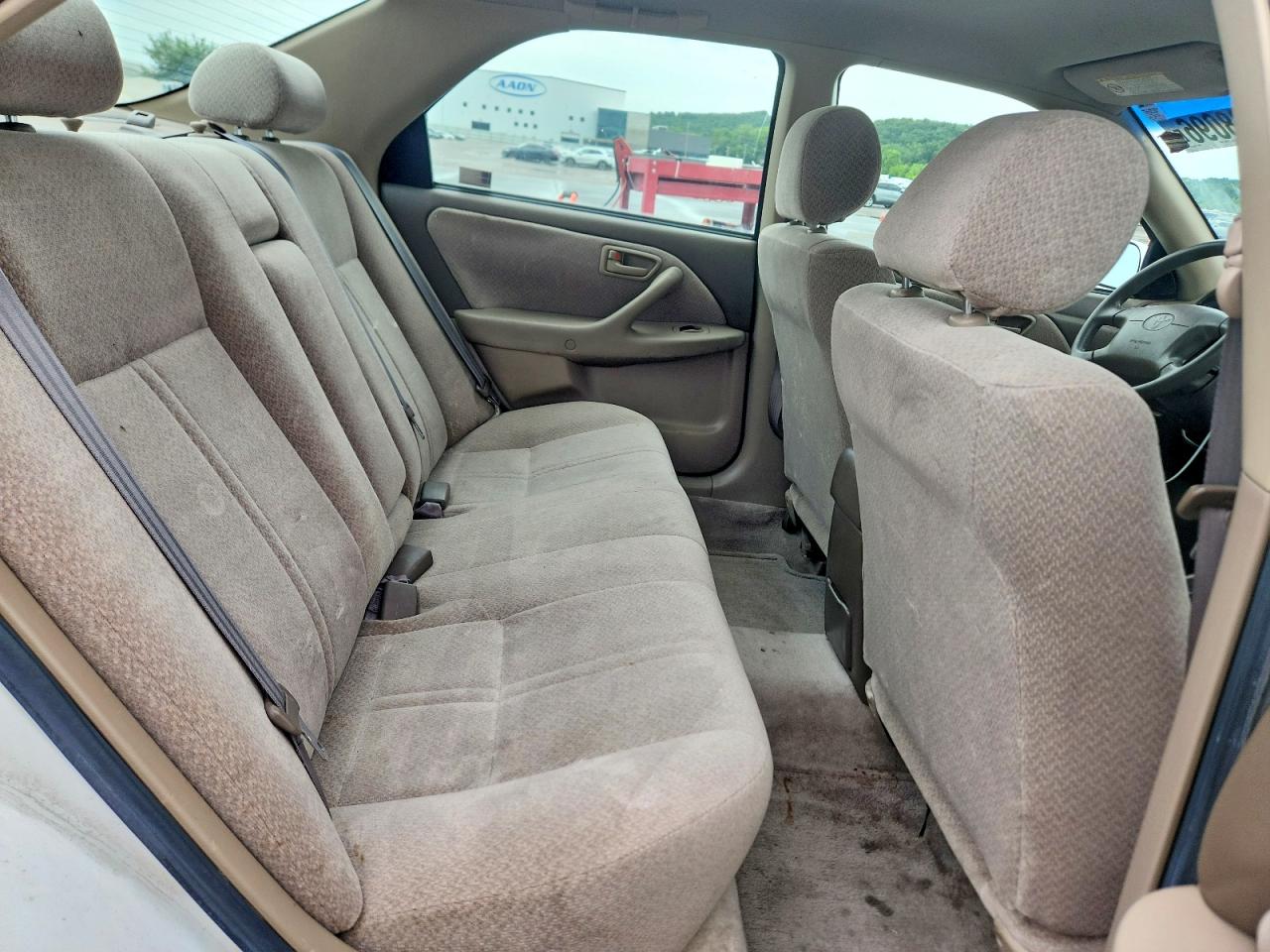 2000 Toyota Camry Le White vin: JT2BG22K3Y0498536