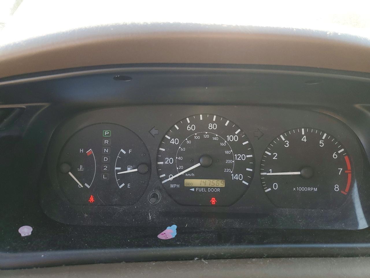 2000 Toyota Camry Le Tan vin: JT2BG22K3Y0530496