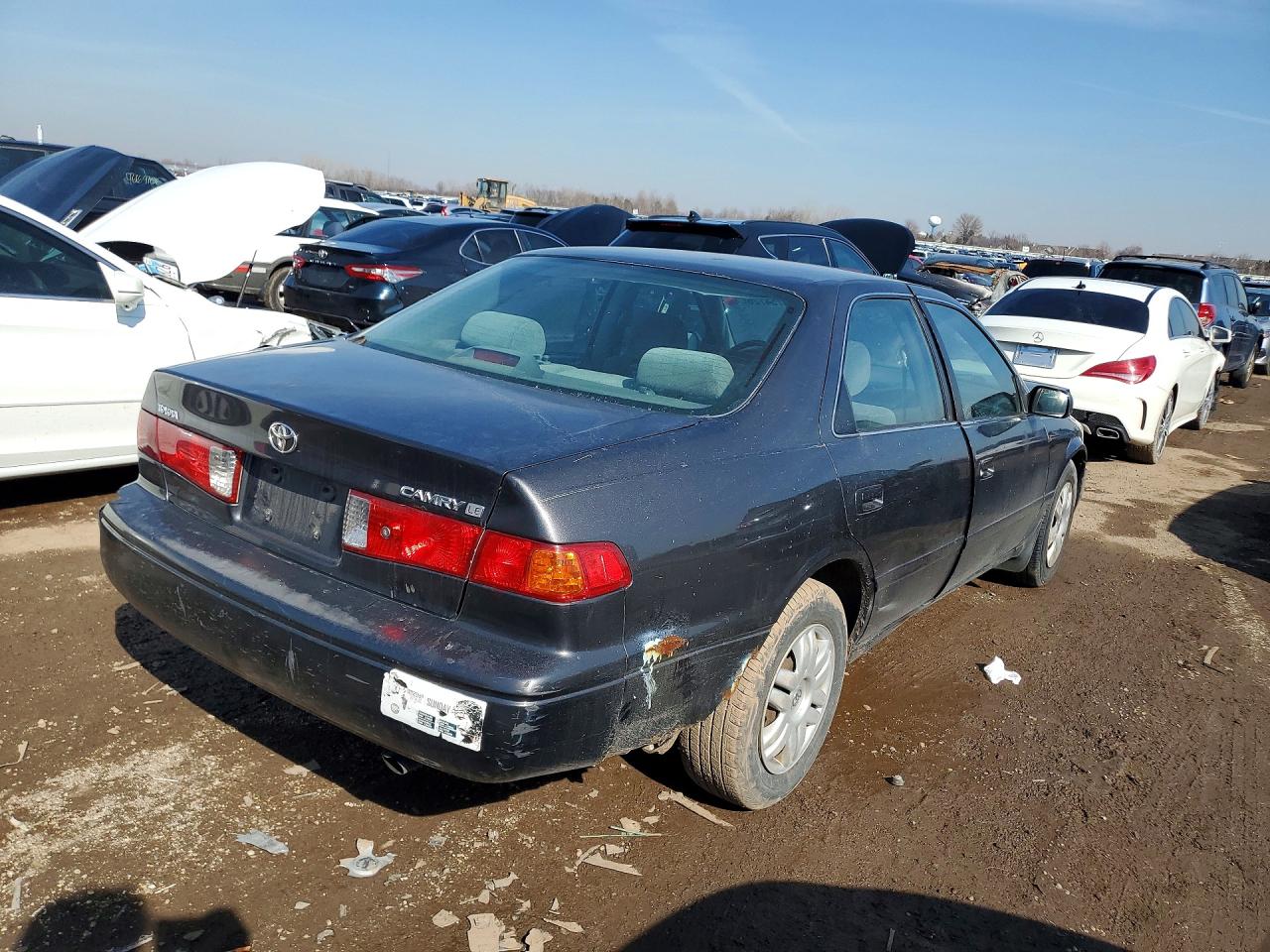 2000 Toyota Camry Le Gray vin: JT2BG22K3Y0530711