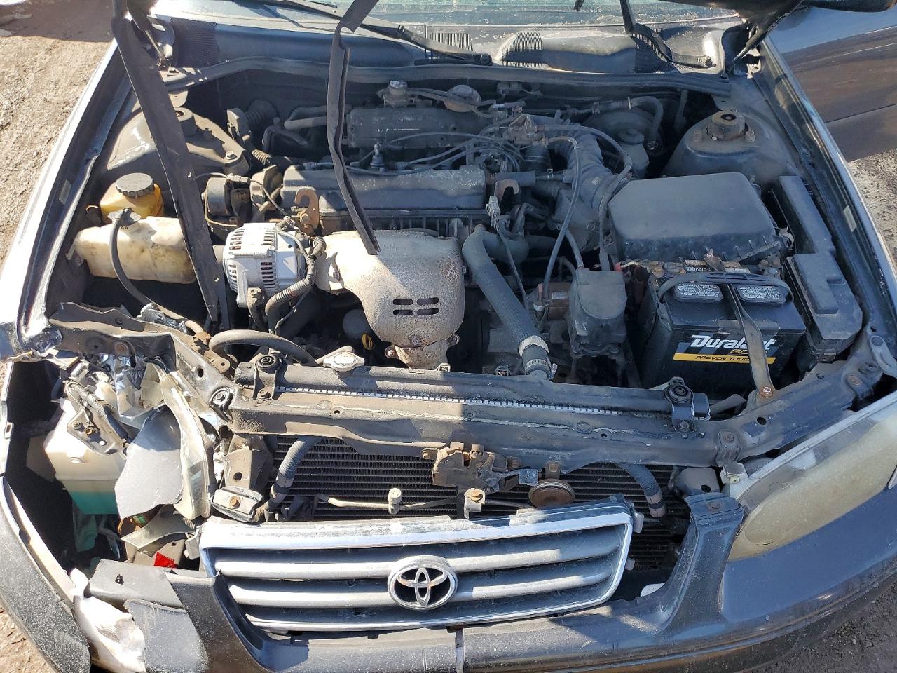 2000 Toyota Camry Le Gray vin: JT2BG22K3Y0530711
