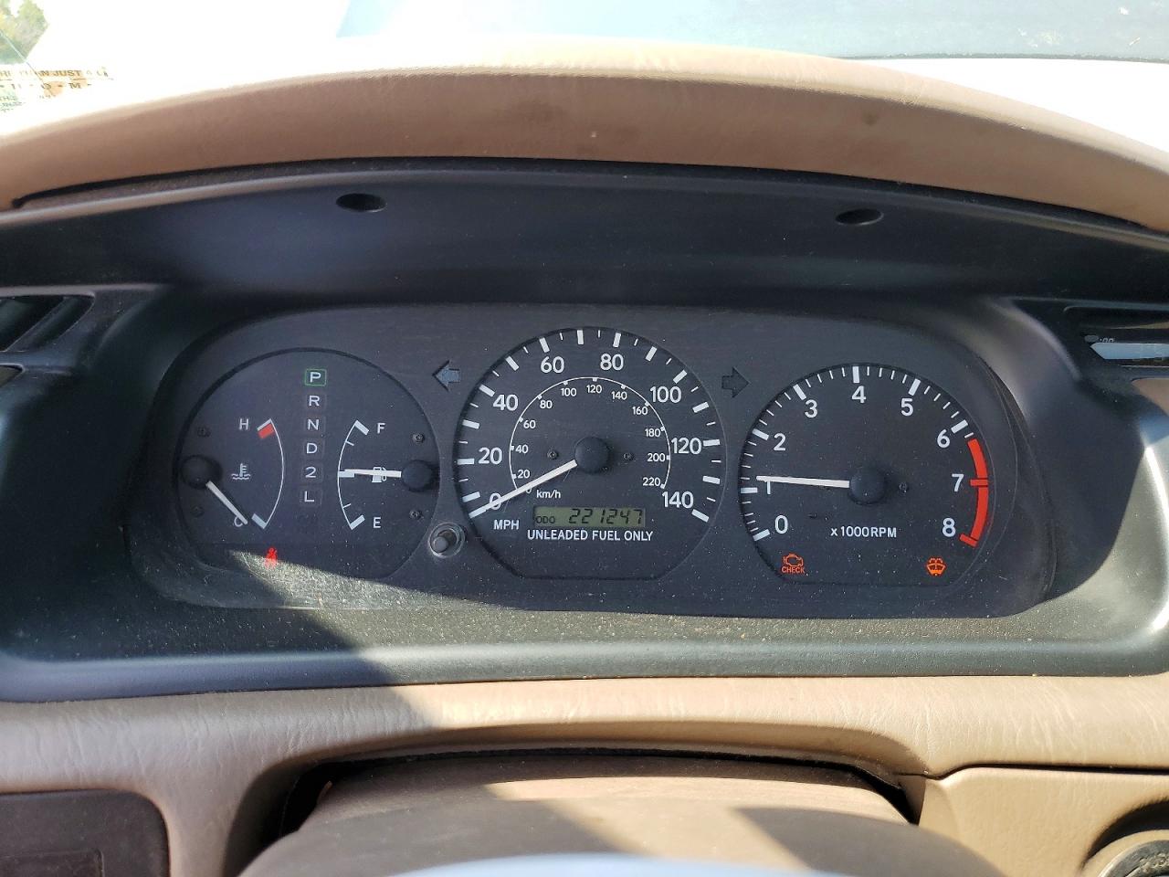 1998 Toyota Camry Le Green vin: JT2BG22K4W0118620