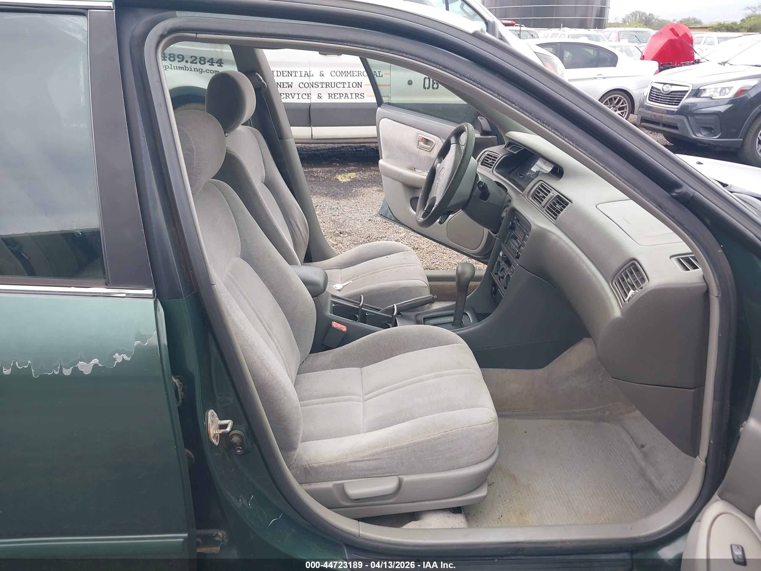 1999 Toyota Camry Ce/le/xle Green vin: JT2BG22K4X0290969