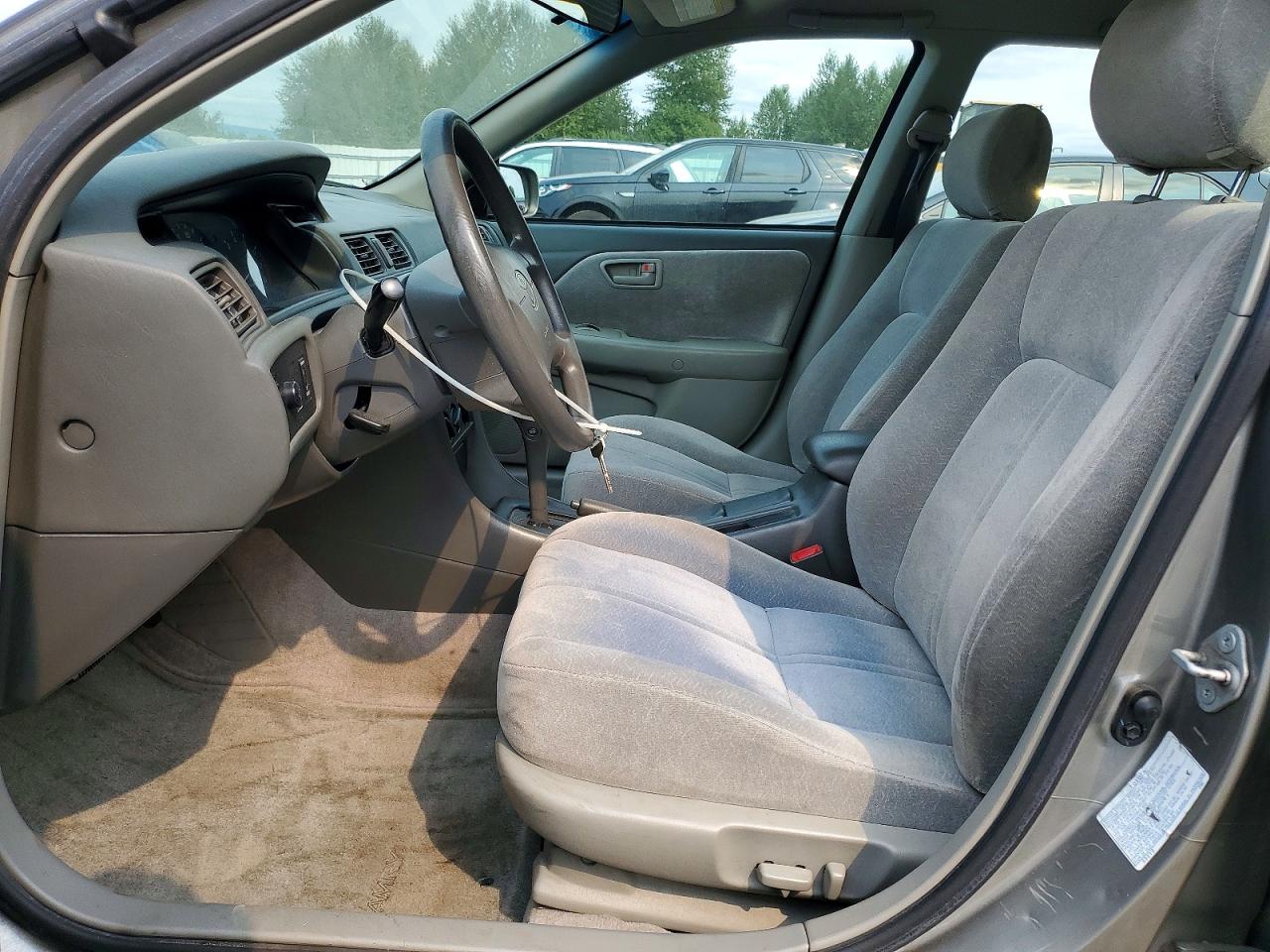 1999 Toyota Camry Le Желто-коричневый vin: JT2BG22K4X0331925