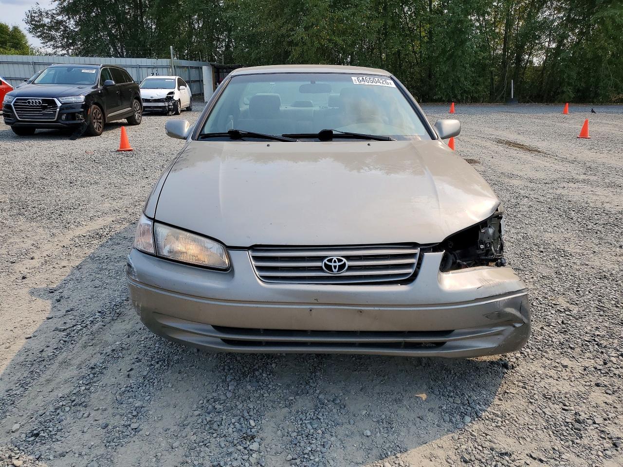 1999 Toyota Camry Le Желто-коричневый vin: JT2BG22K4X0331925