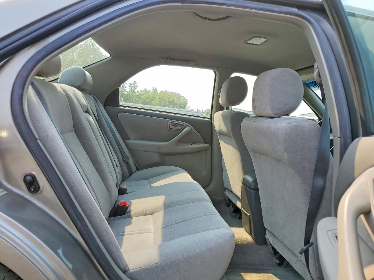 1999 Toyota Camry Le Желто-коричневый vin: JT2BG22K4X0331925