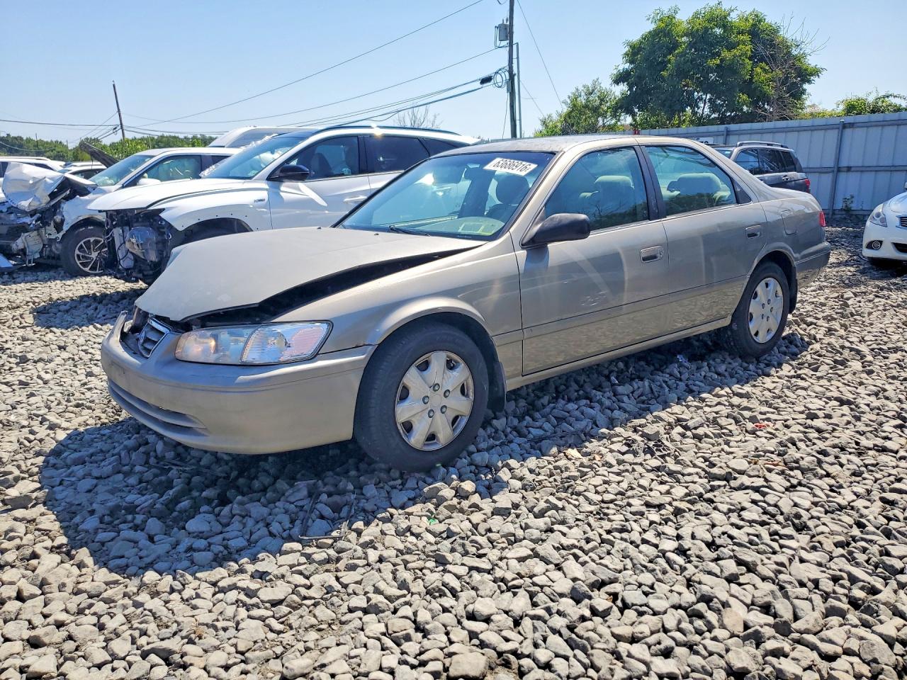2000 Toyota Camry Le Beige vin: JT2BG22K4Y0419357