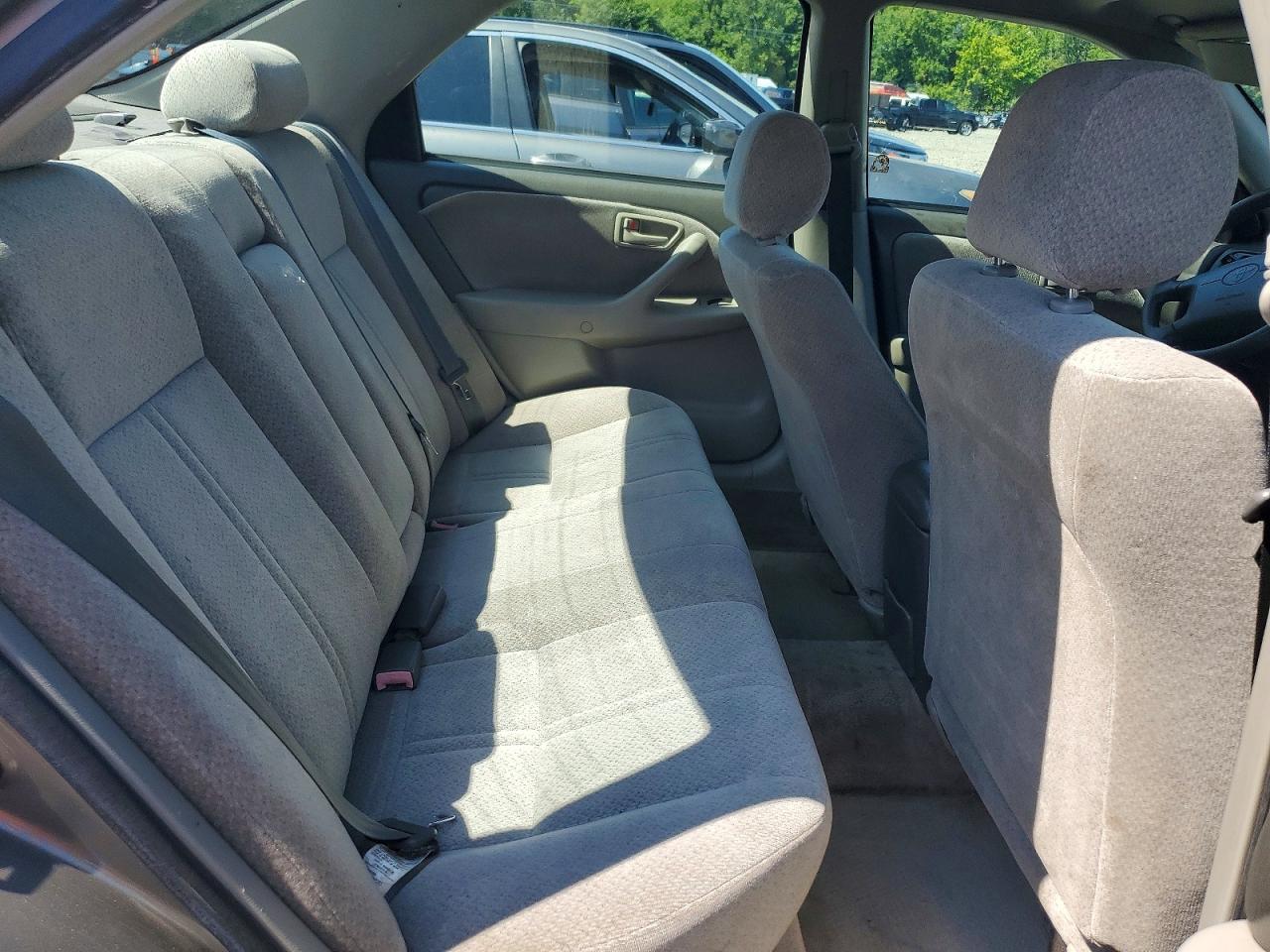 2000 Toyota Camry Le Бежевый vin: JT2BG22K4Y0419357