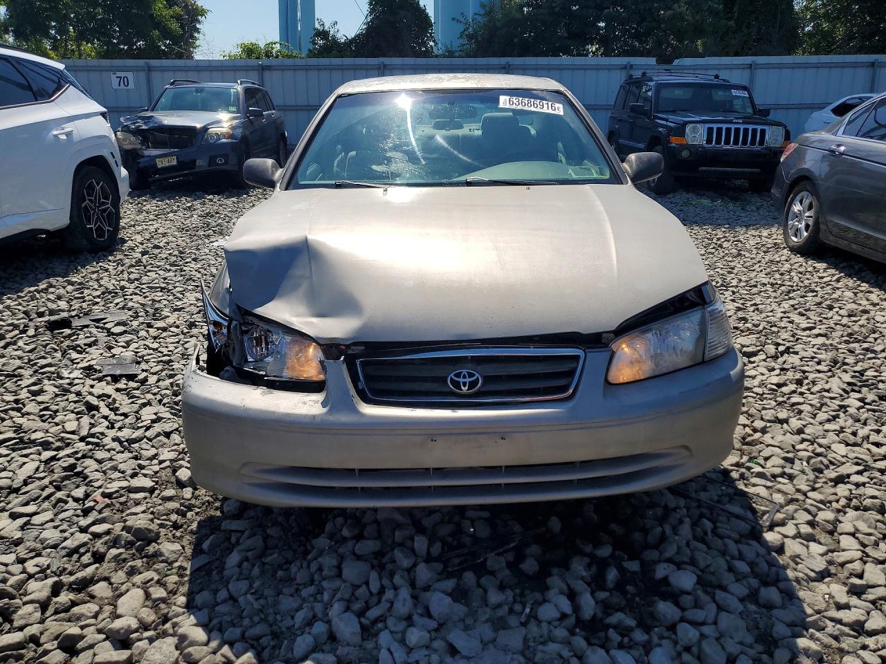 2000 Toyota Camry Le Бежевый vin: JT2BG22K4Y0419357