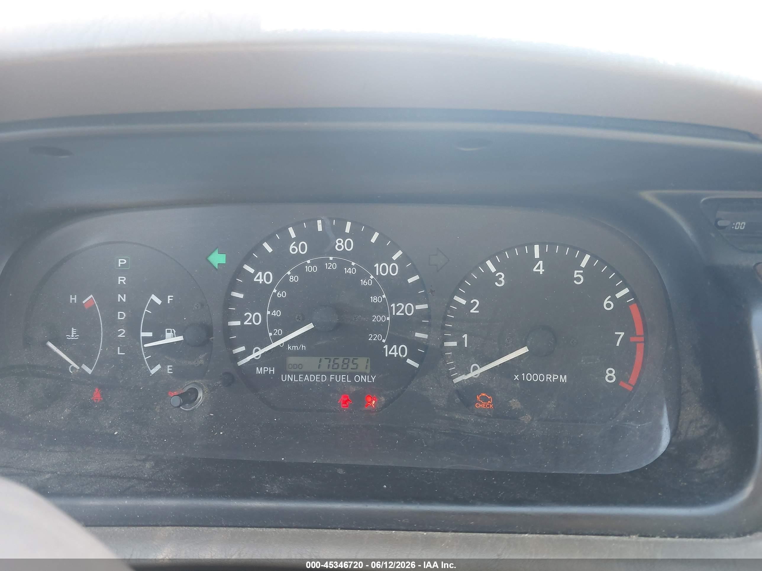 1998 Toyota Camry Le Green vin: JT2BG22K5W0138035