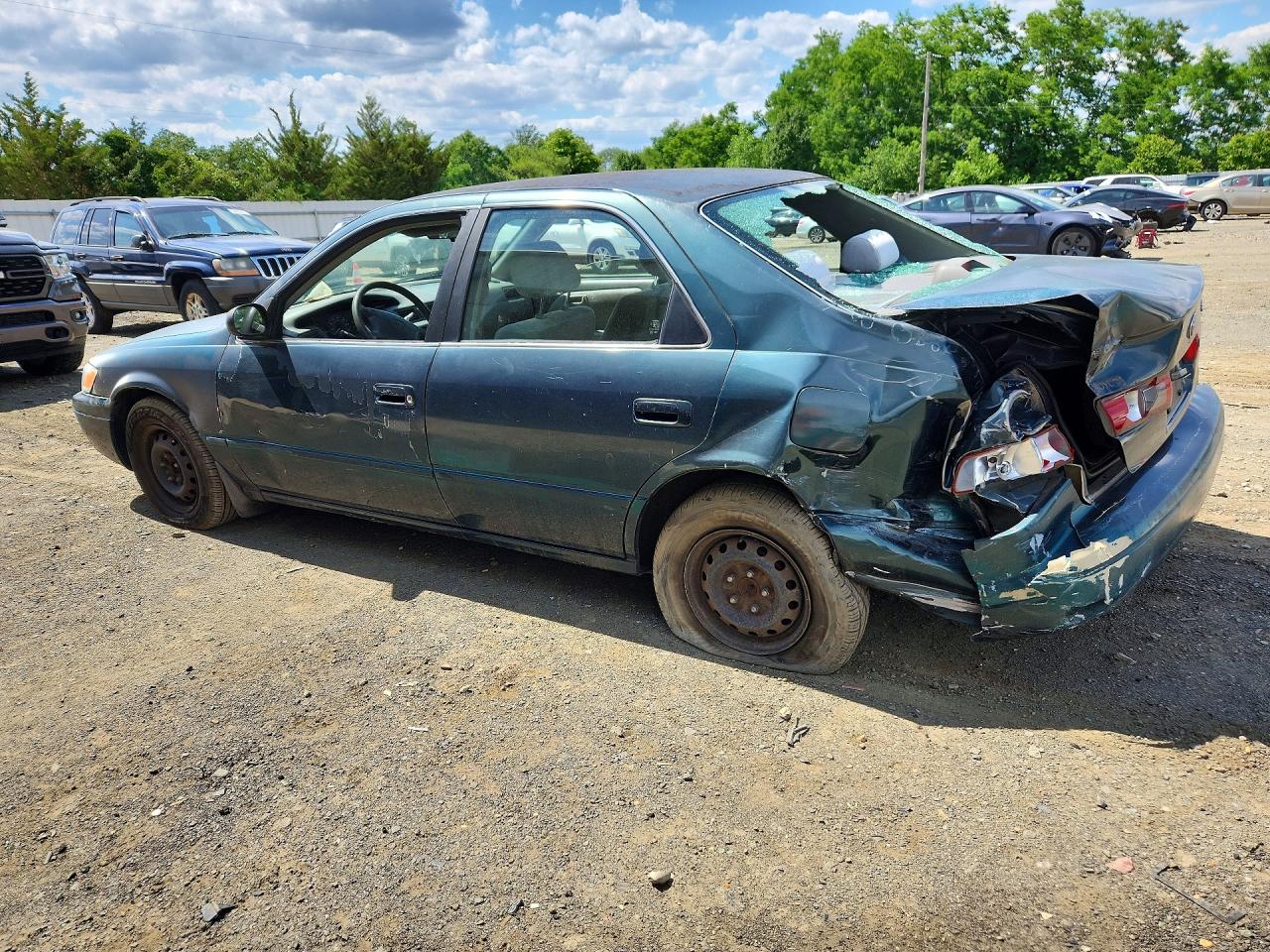1998 Toyota Camry Le Зеленый vin: JT2BG22K5W0139508