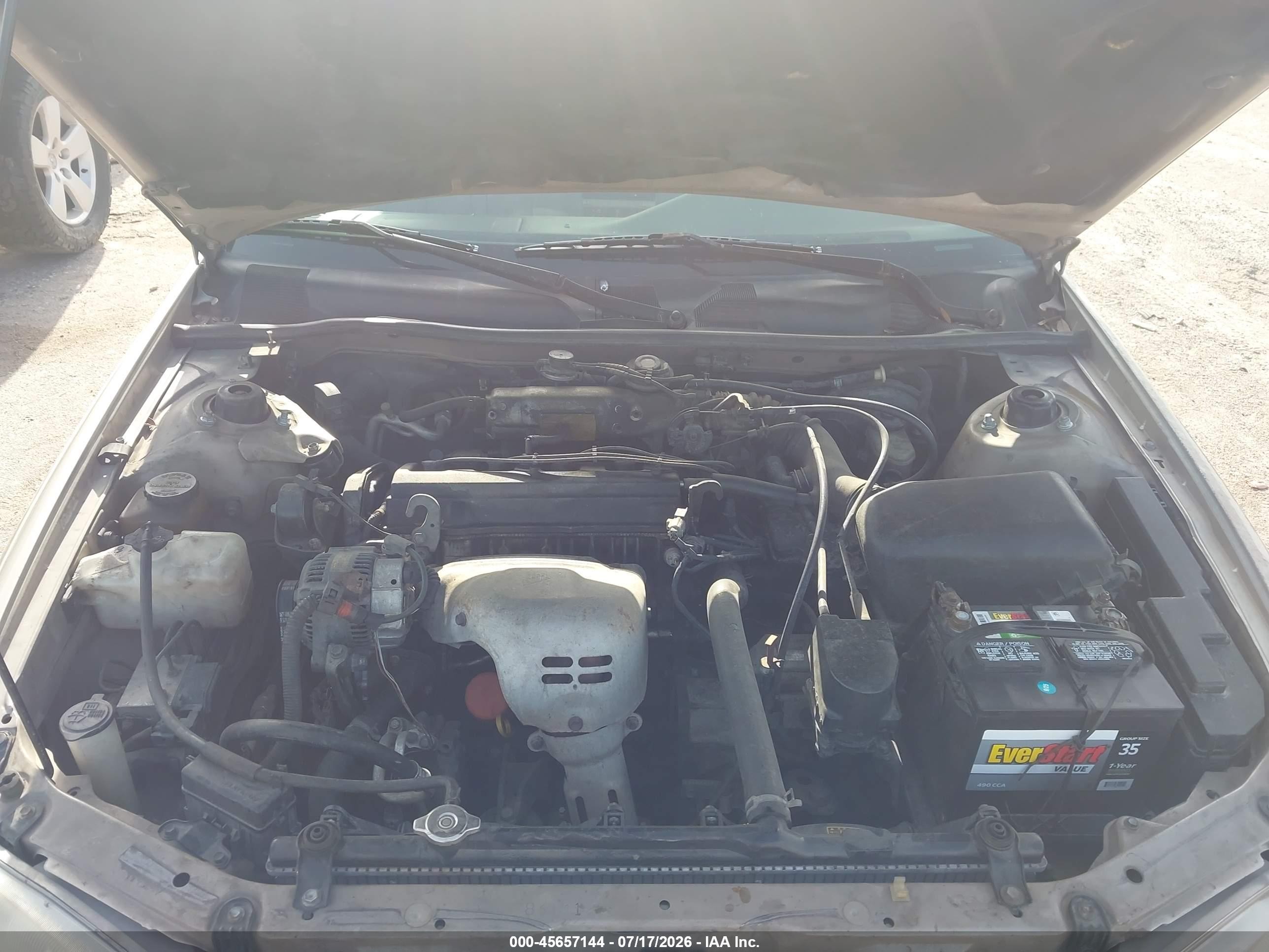1998 Toyota Camry Le Gold vin: JT2BG22K5W0187168