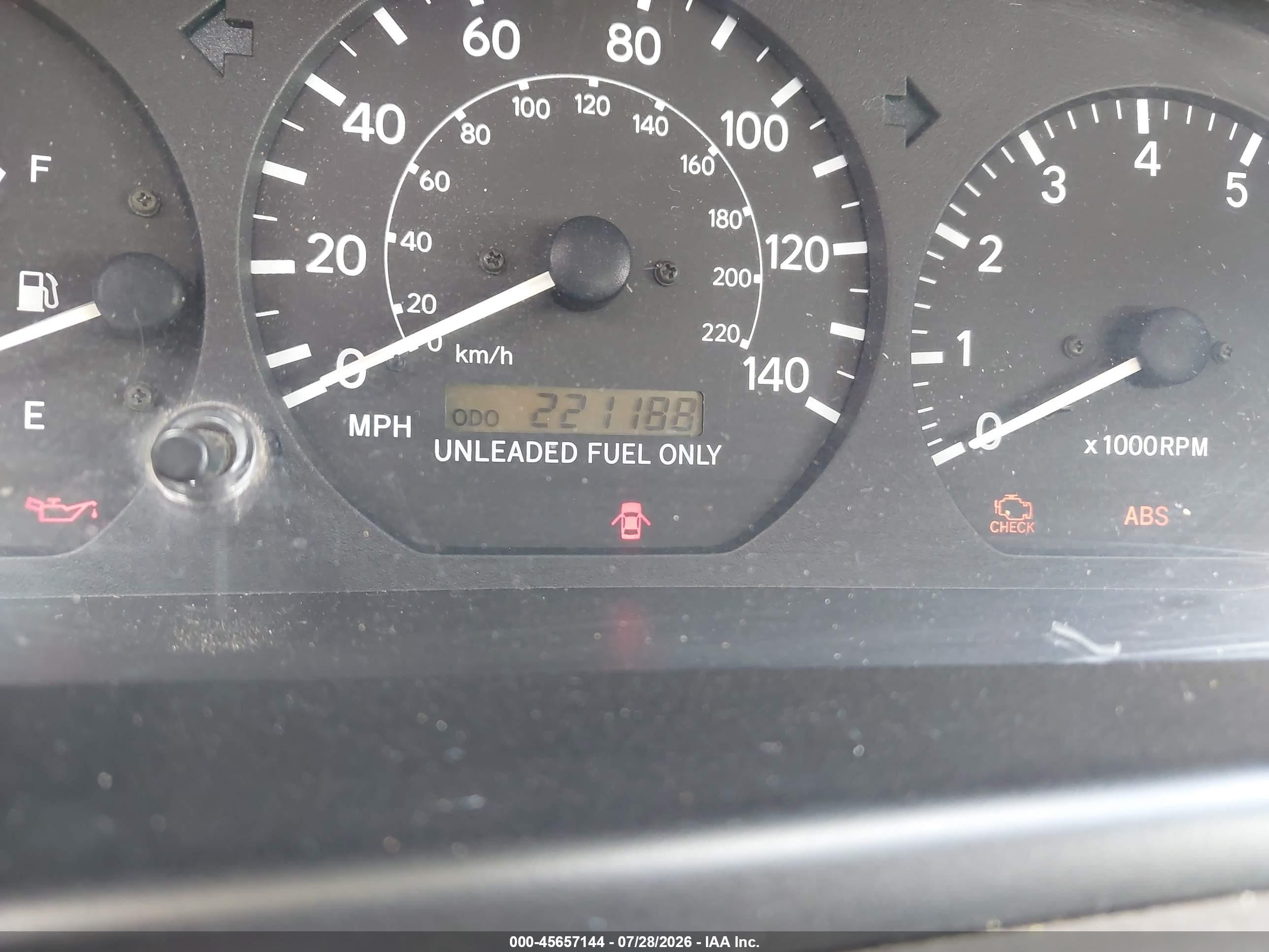 1998 Toyota Camry Le Gold vin: JT2BG22K5W0187168