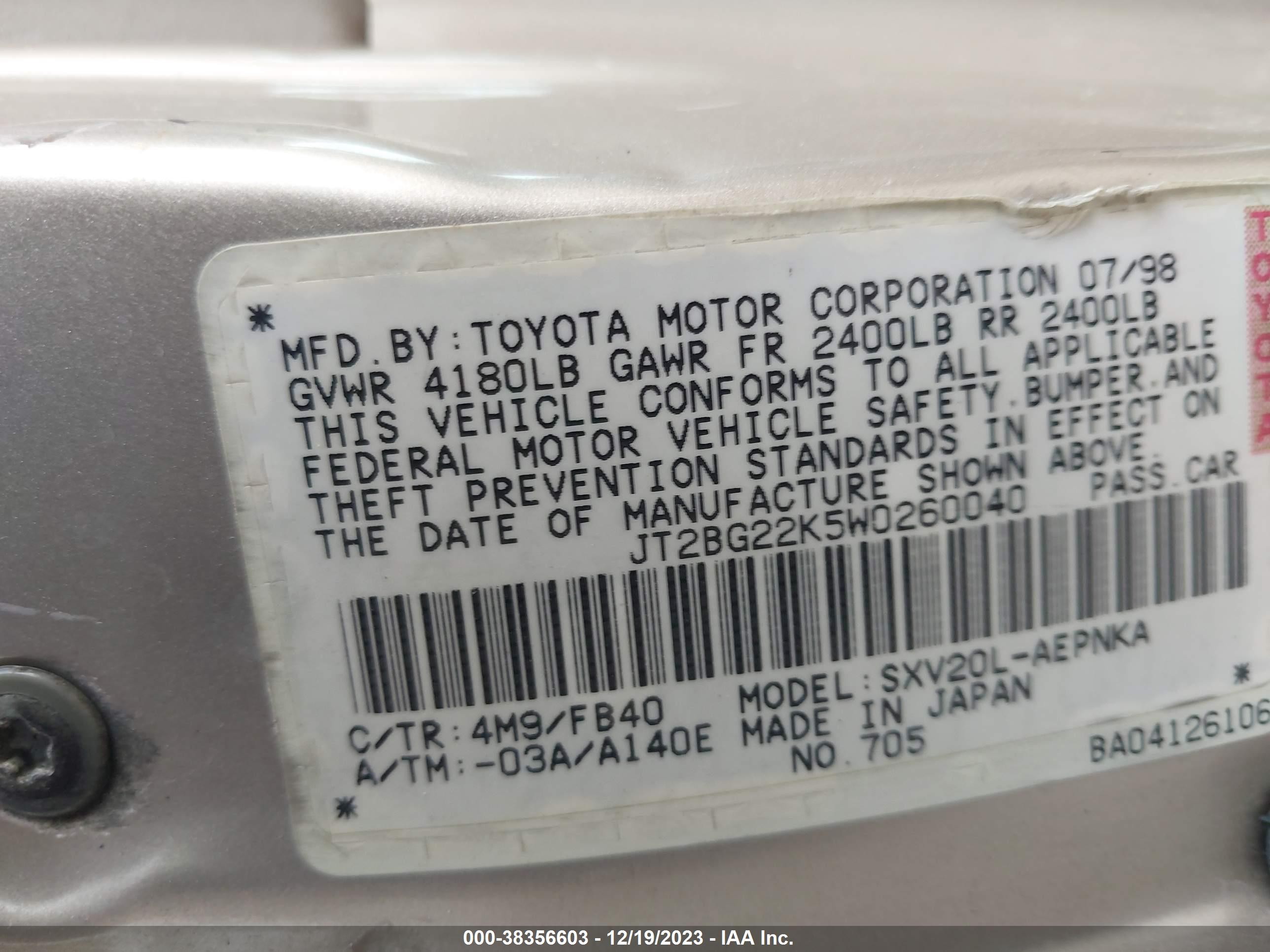 1998 Toyota Camry Le Gold vin: JT2BG22K5W0260040
