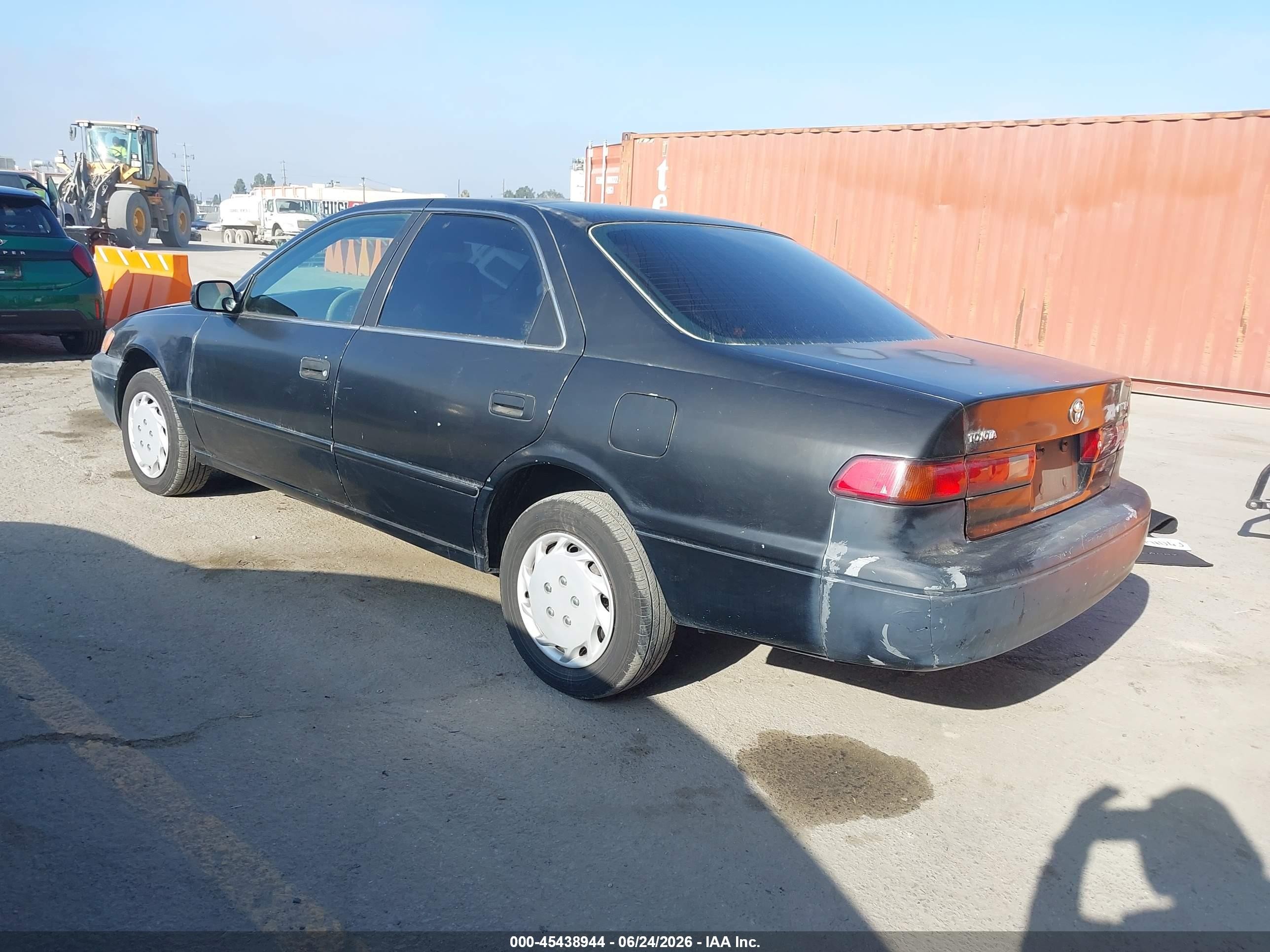 1999 Toyota Camry Le Black vin: JT2BG22K5X0312414