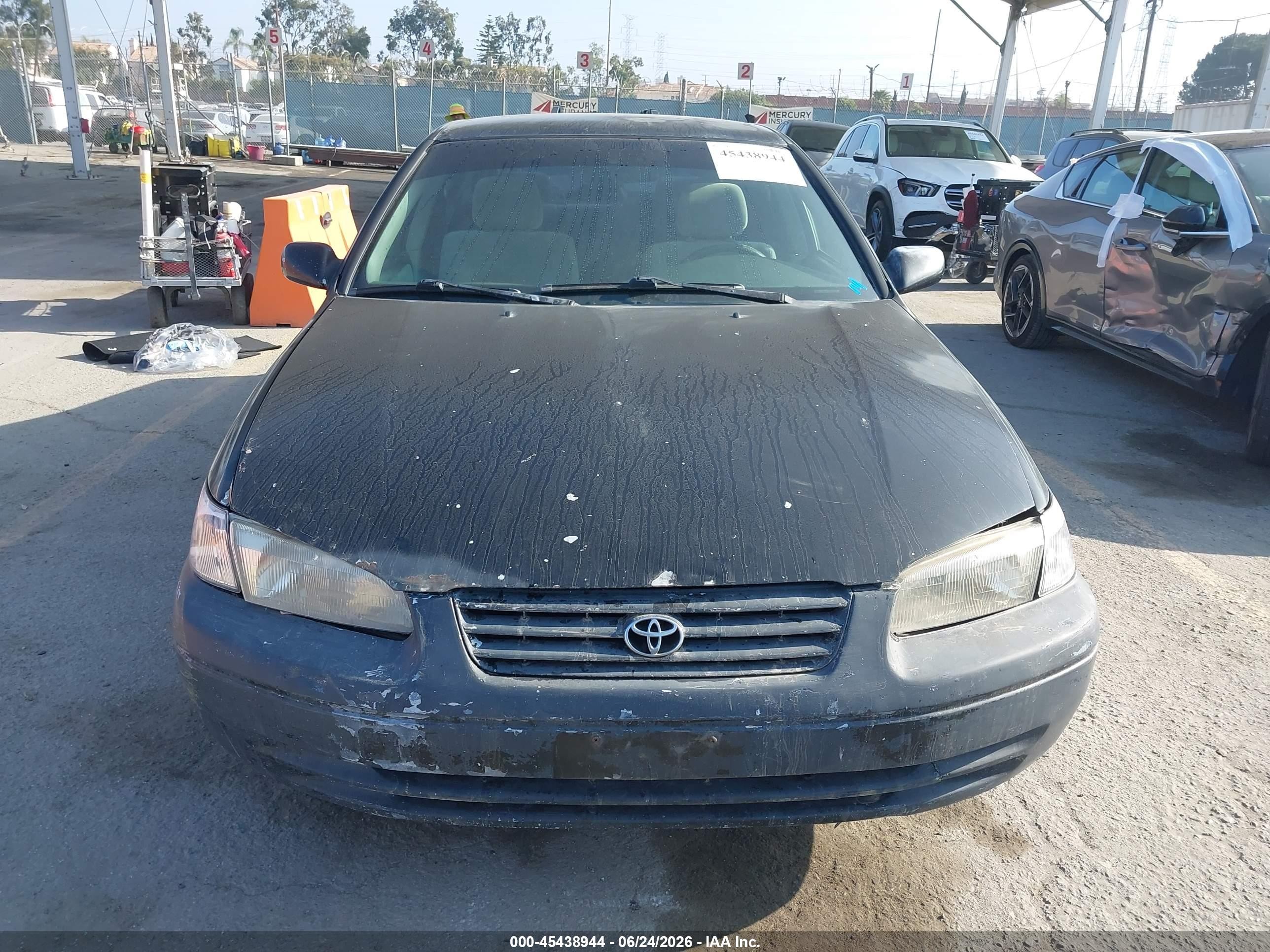 1999 Toyota Camry Le Black vin: JT2BG22K5X0312414