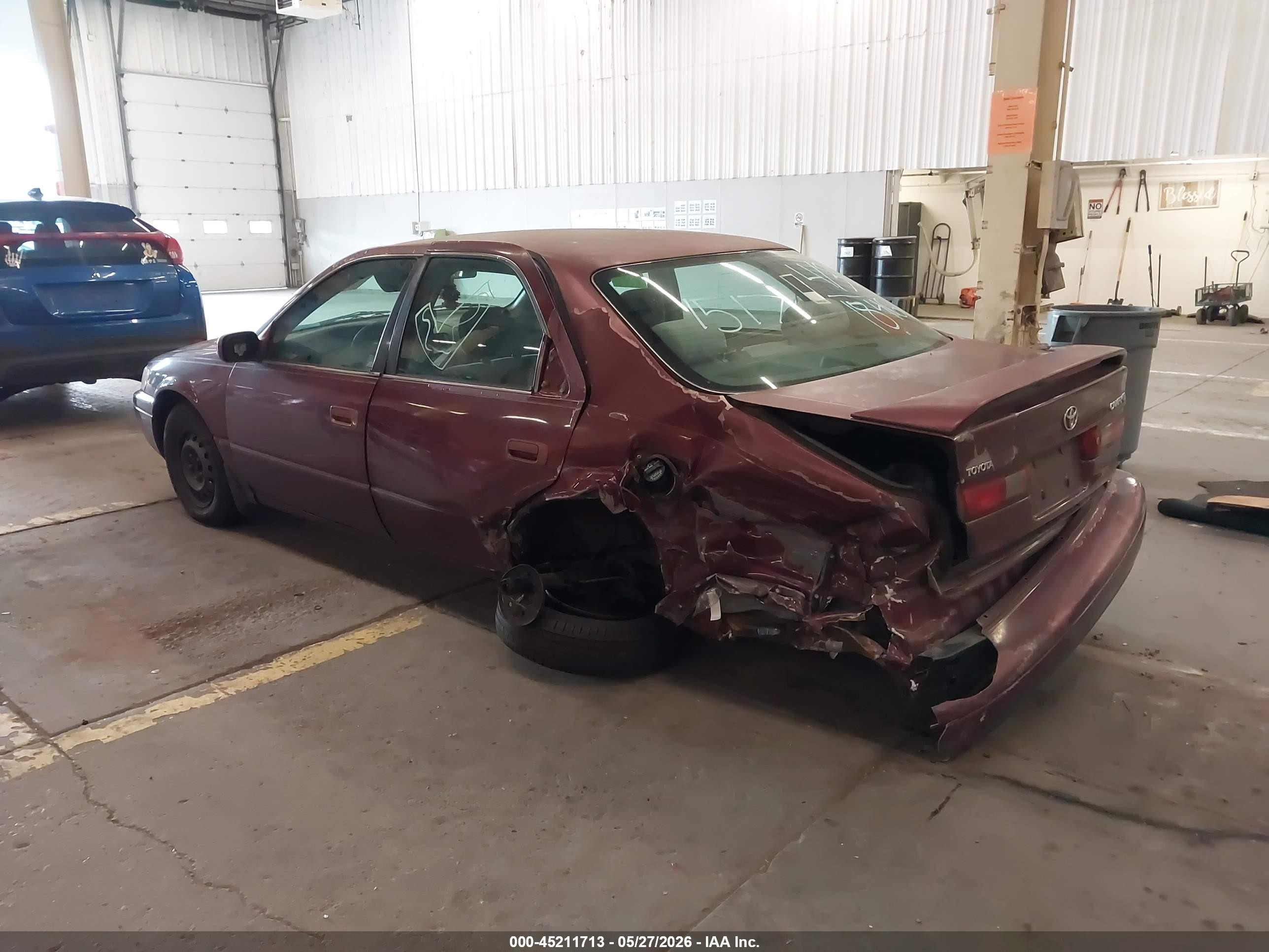 1997 Toyota Camry Le Burgundy vin: JT2BG22K6V0004391