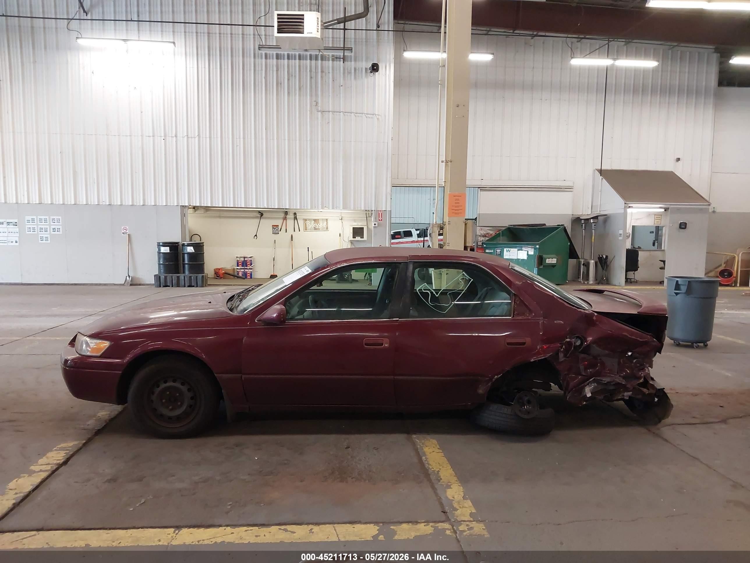 1997 Toyota Camry Le Burgundy vin: JT2BG22K6V0004391