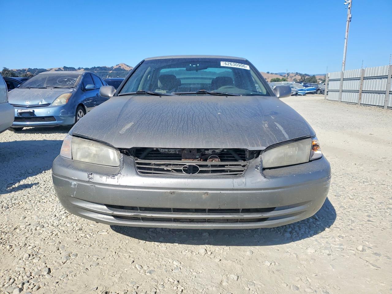 1997 Toyota Camry Le Brown vin: JT2BG22K6V0065871
