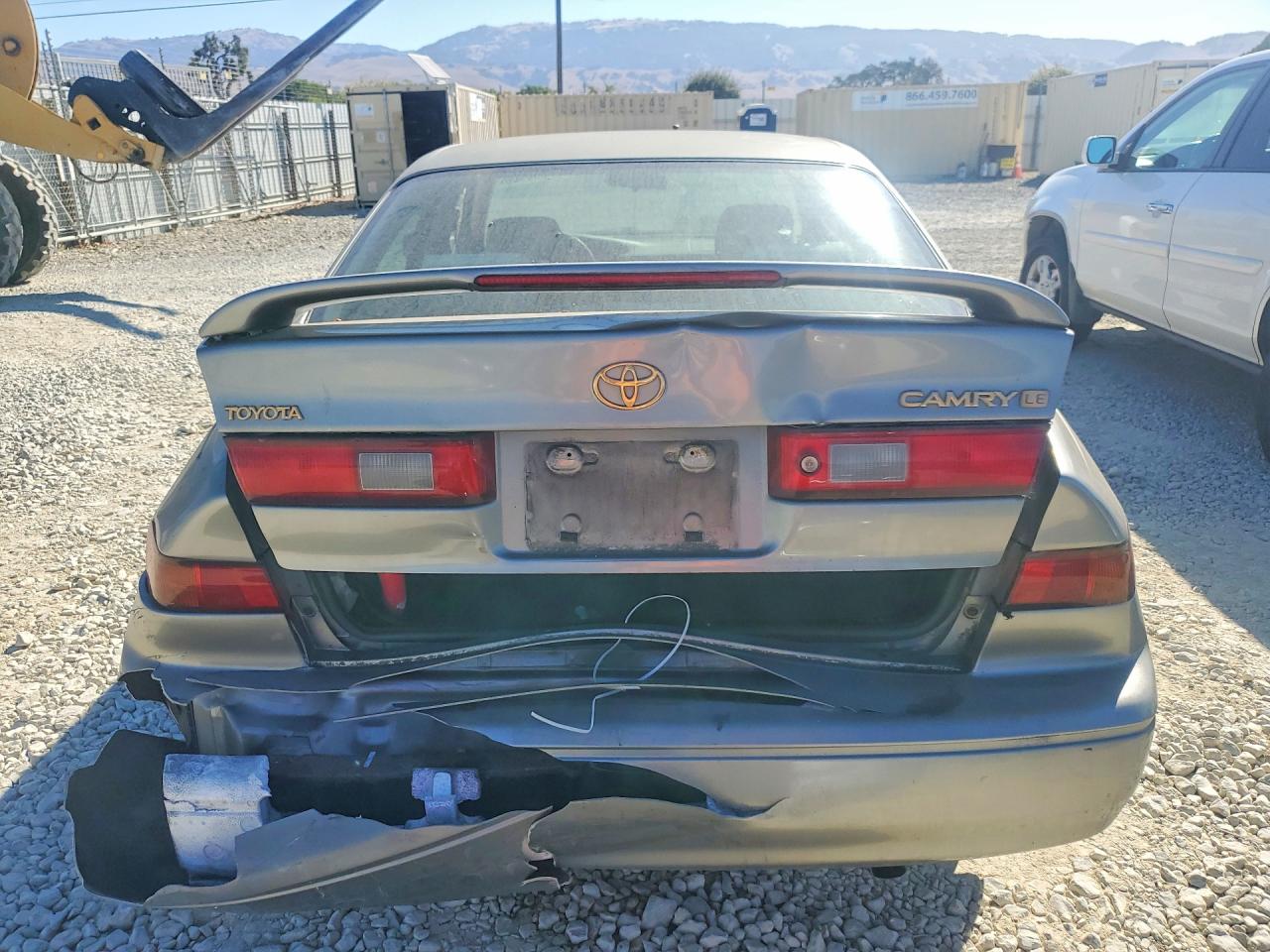 1997 Toyota Camry Le Brown vin: JT2BG22K6V0065871