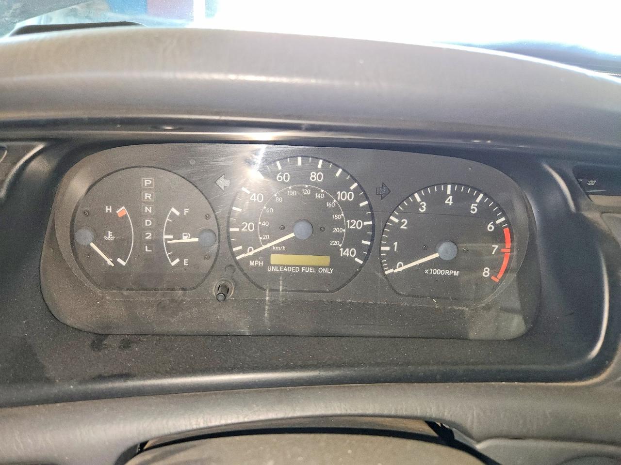 1999 Toyota Camry Le Red vin: JT2BG22K6X0354350