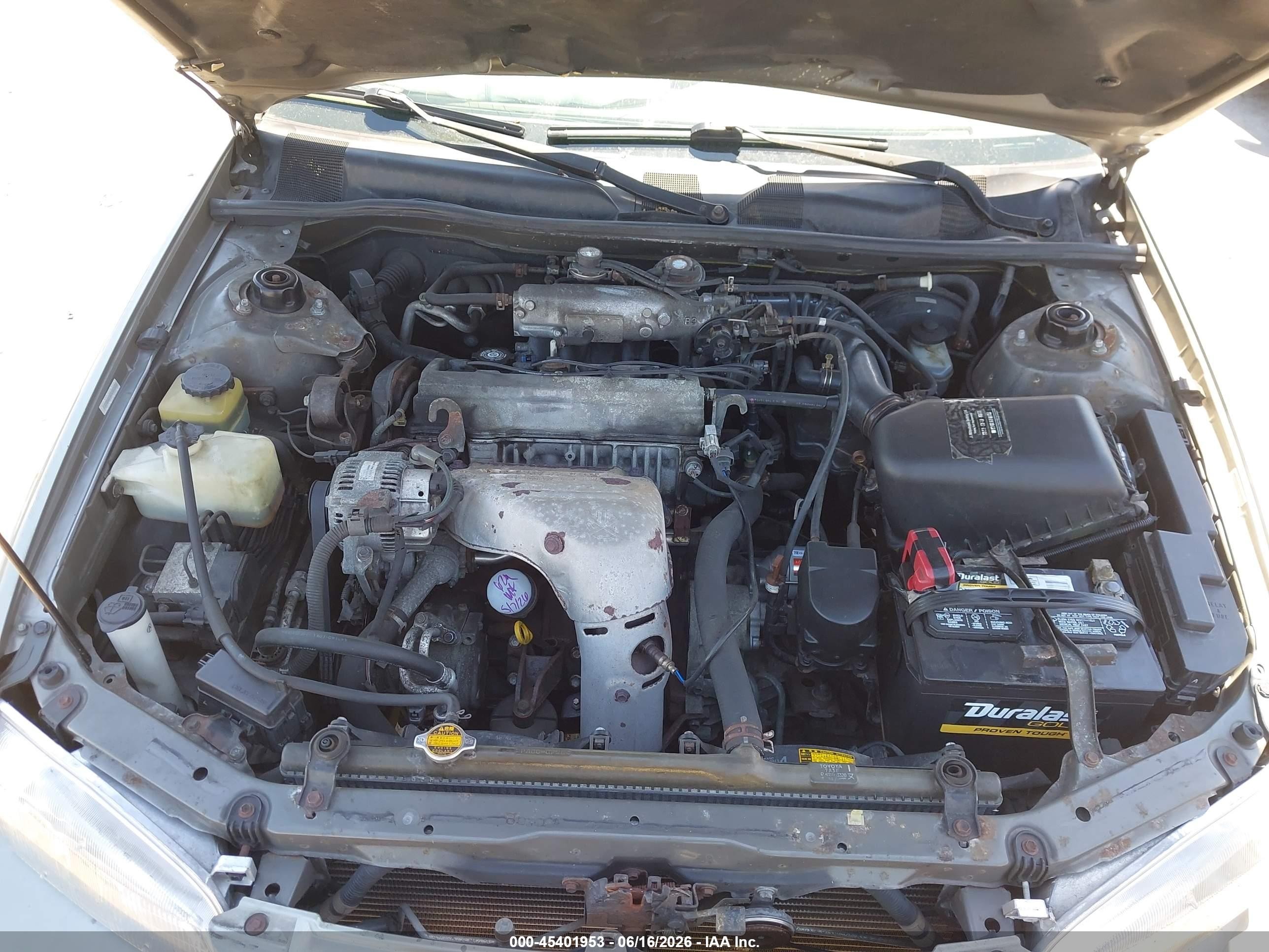 1998 Toyota Camry Le Gray vin: JT2BG22K7W0118532