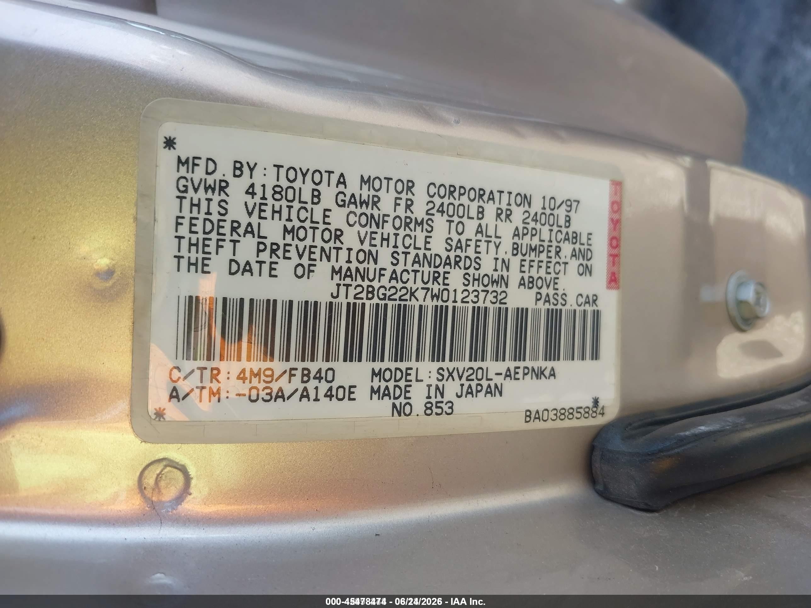 1998 Toyota Camry Le Gold vin: JT2BG22K7W0123732