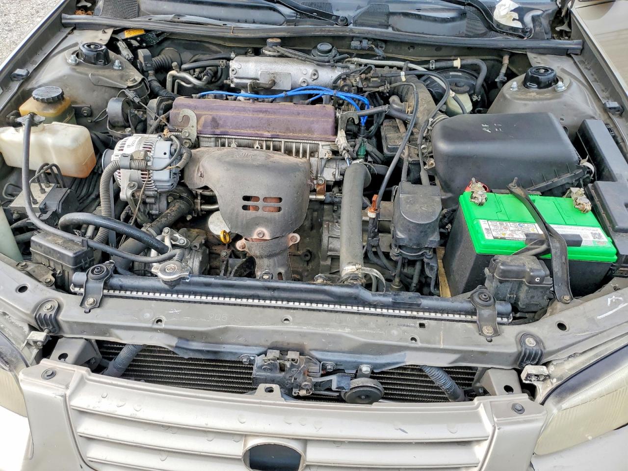 1999 Toyota Camry Le Золотой vin: JT2BG22K7X0371870