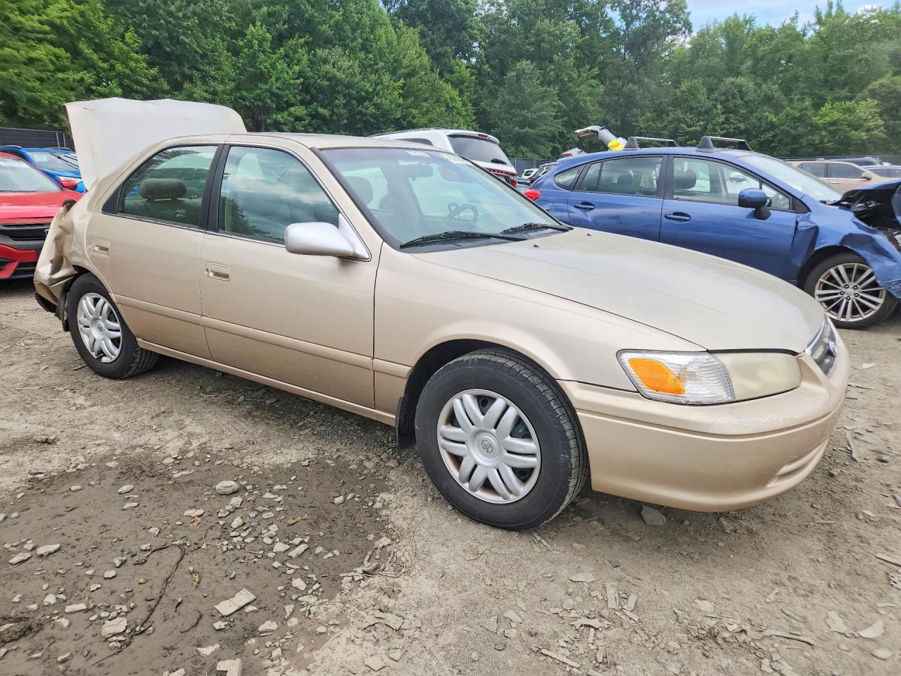 2000 Toyota Camry Le Tan vin: JT2BG22K7Y0419630