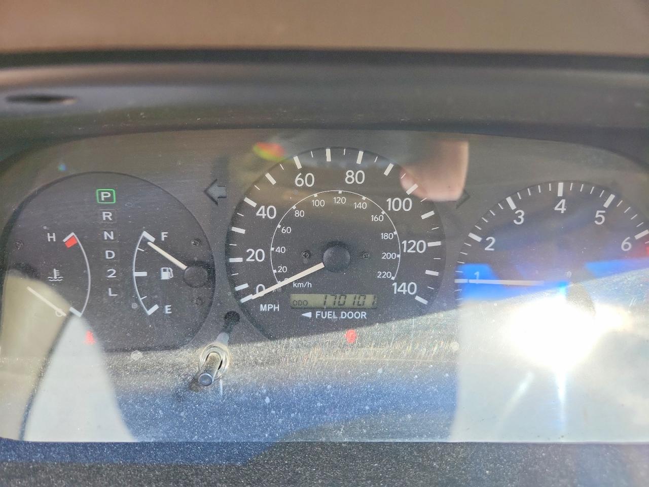 2000 Toyota Camry Le Tan vin: JT2BG22K7Y0419630