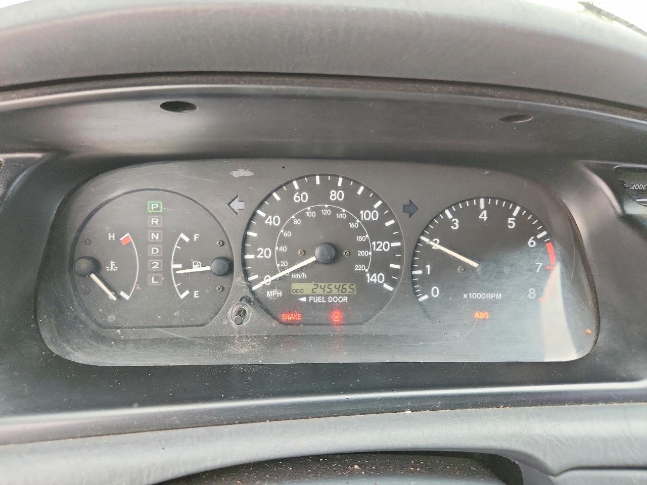 2000 Toyota Camry Le Белый vin: JT2BG22K7Y0424794