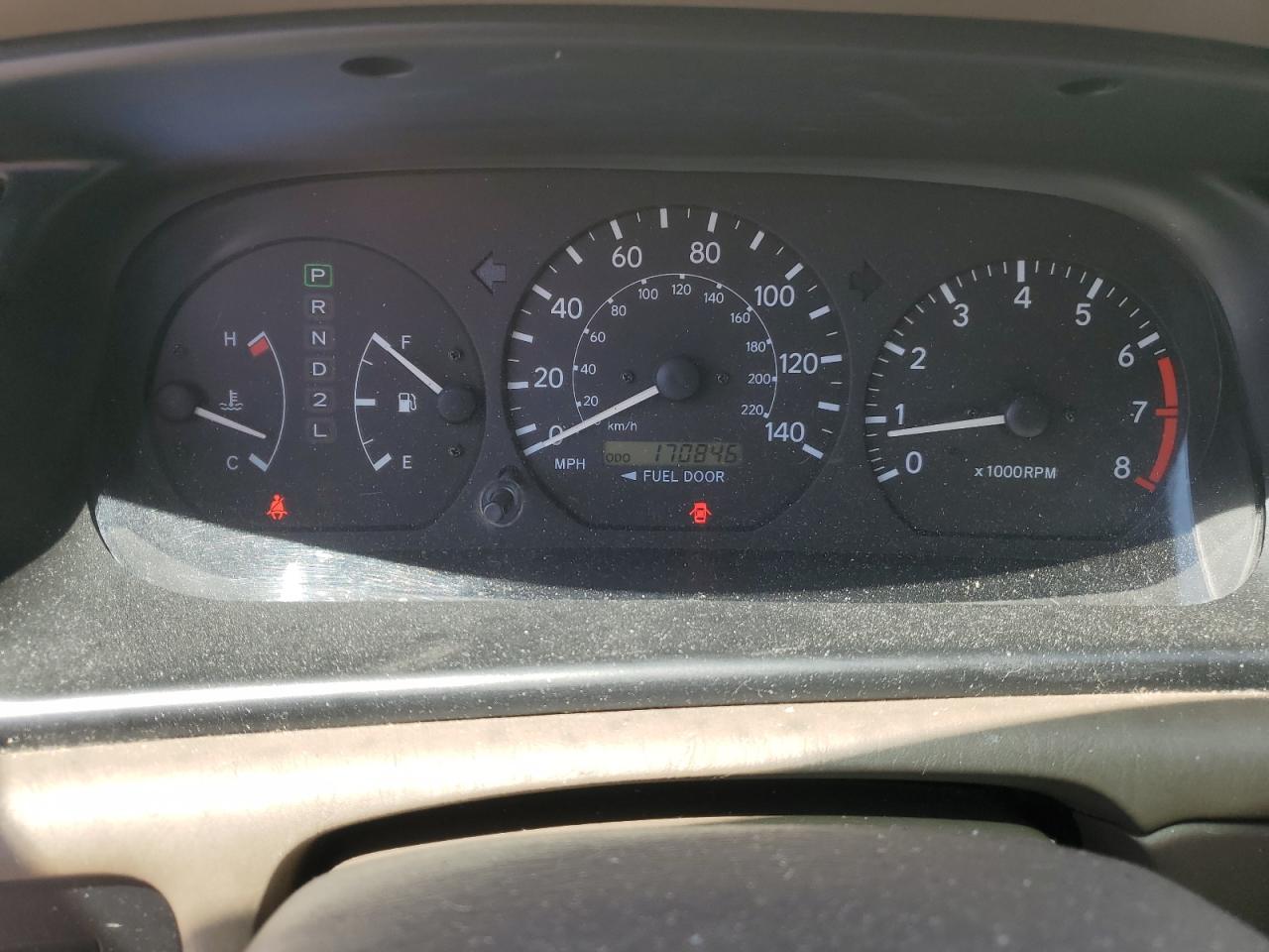 2000 Toyota Camry Le Gold vin: JT2BG22K7Y0476345