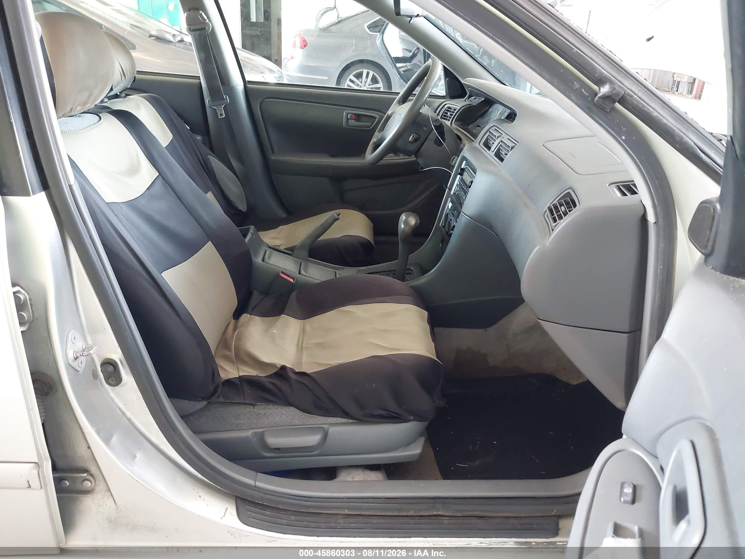 2000 Toyota Camry Le Silver vin: JT2BG22K7Y0492500