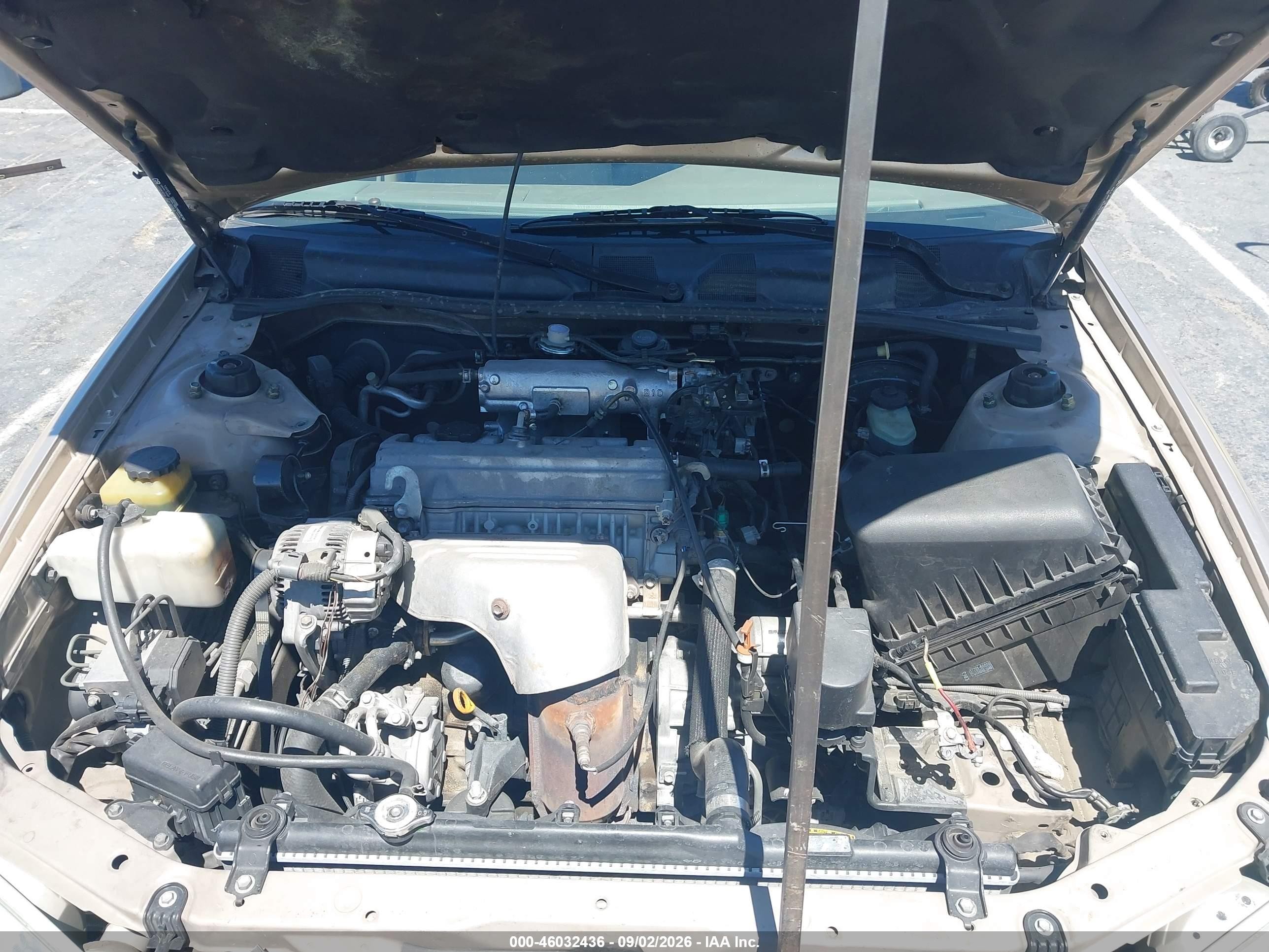 2000 Toyota Camry Le Champagne vin: JT2BG22K7Y0499463